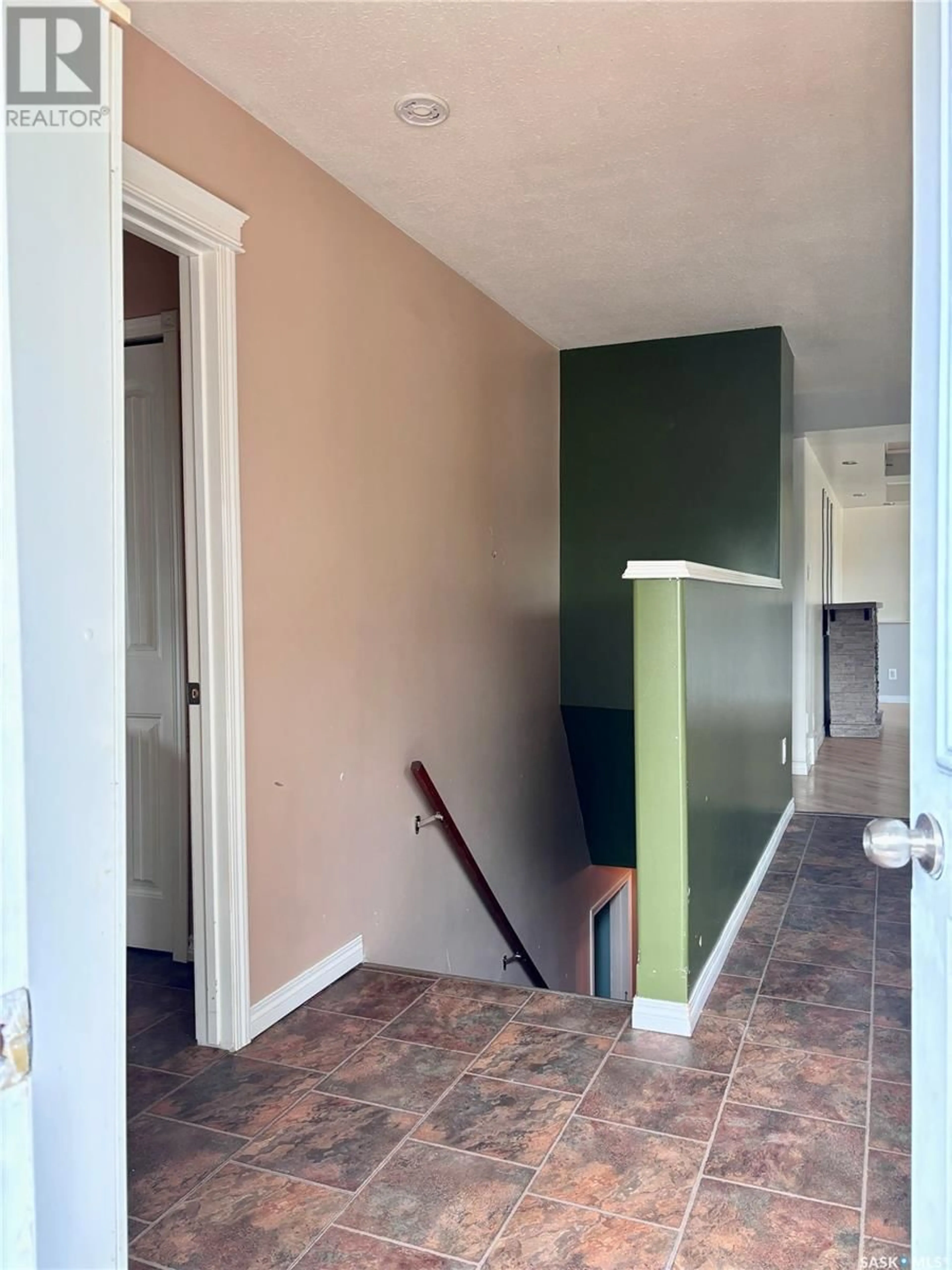 Indoor entryway for N - 117 2ND STREET, Wakaw Saskatchewan S0K4P0