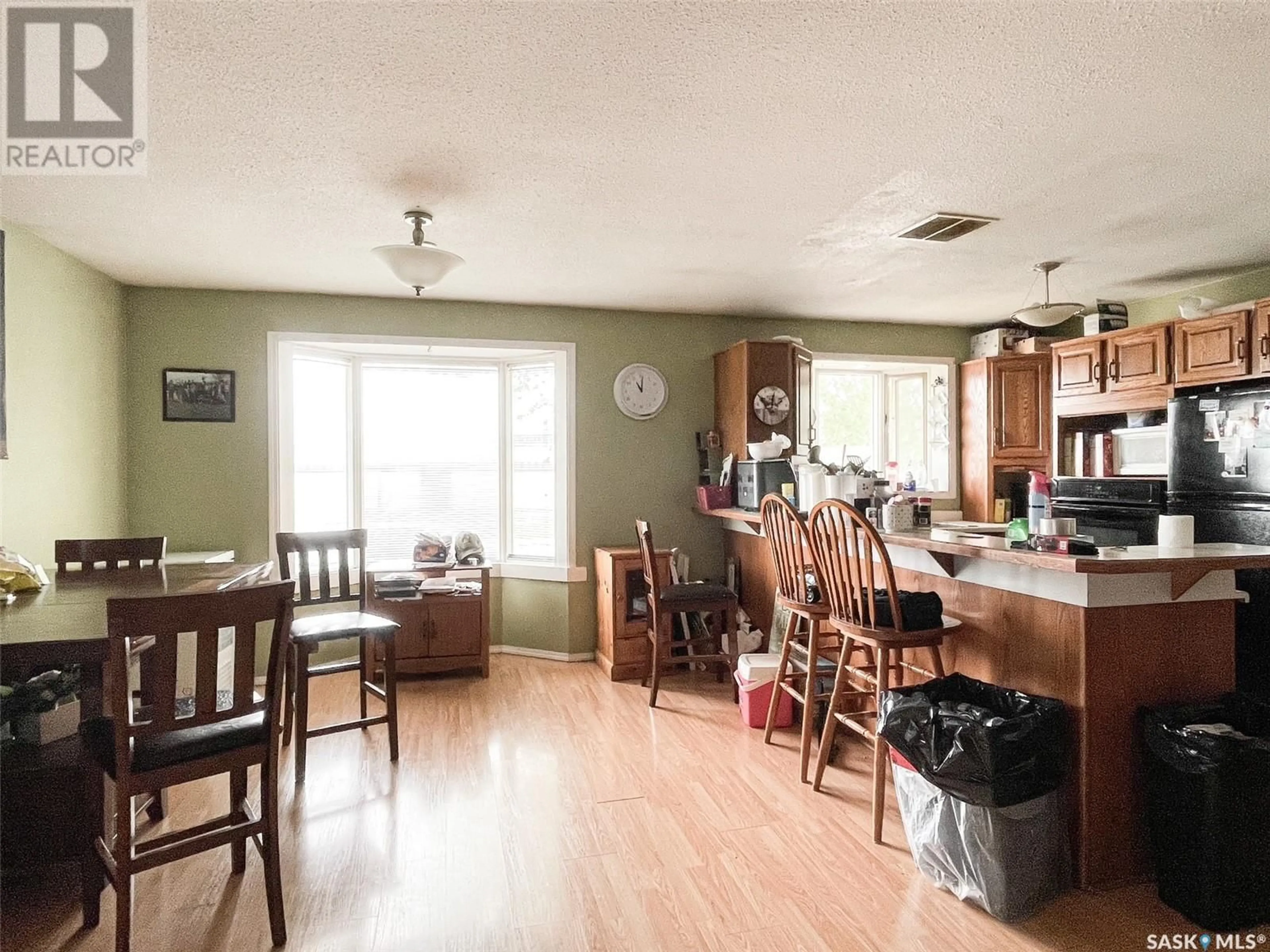 A pic of a room for 516 5TH AVENUE, Meadow Lake Saskatchewan S9X1A9