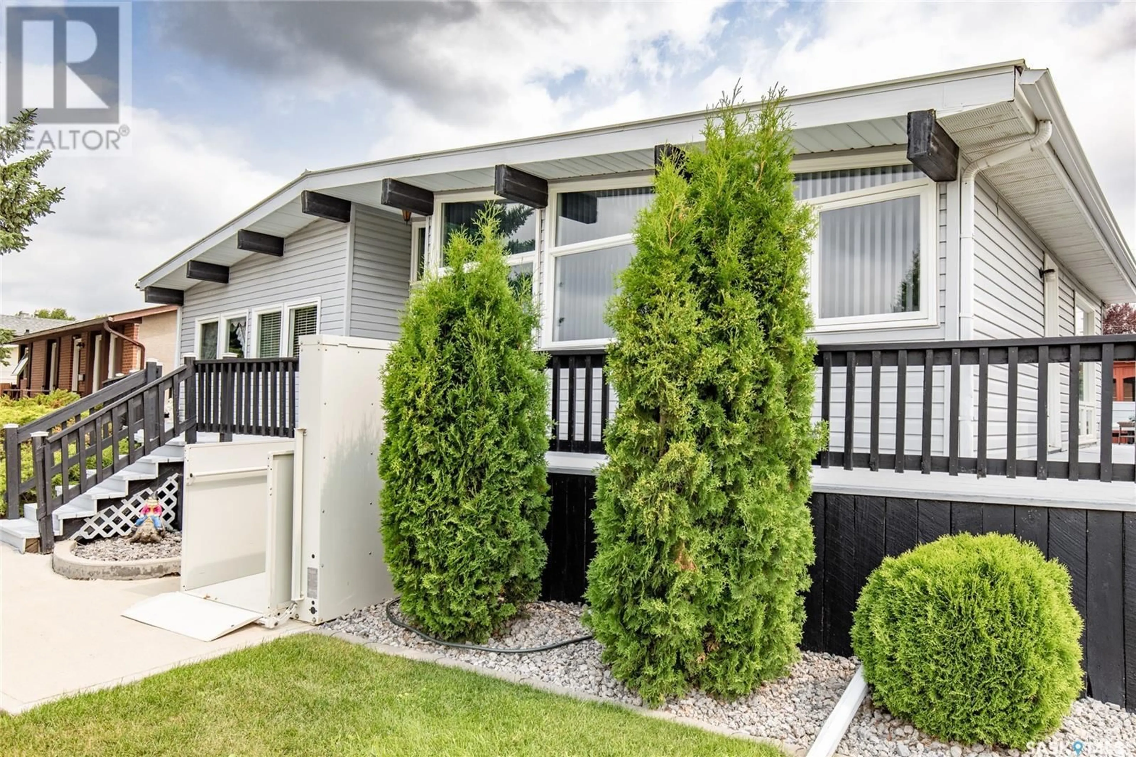 Home with vinyl exterior material, street for 1094 CORMAN CRESCENT, Moose Jaw Saskatchewan S6H6W1