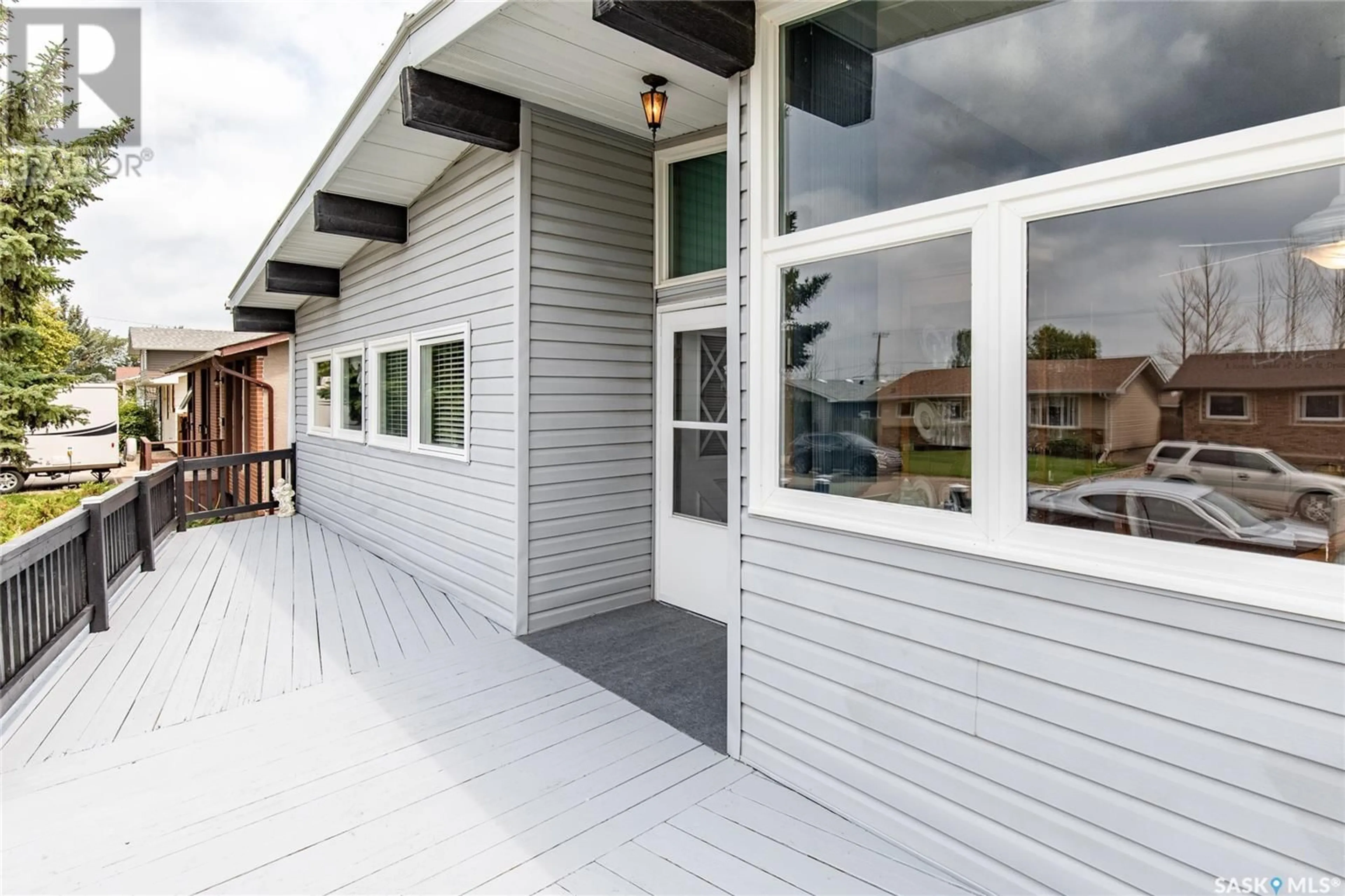 Home with vinyl exterior material, street for 1094 CORMAN CRESCENT, Moose Jaw Saskatchewan S6H6W1