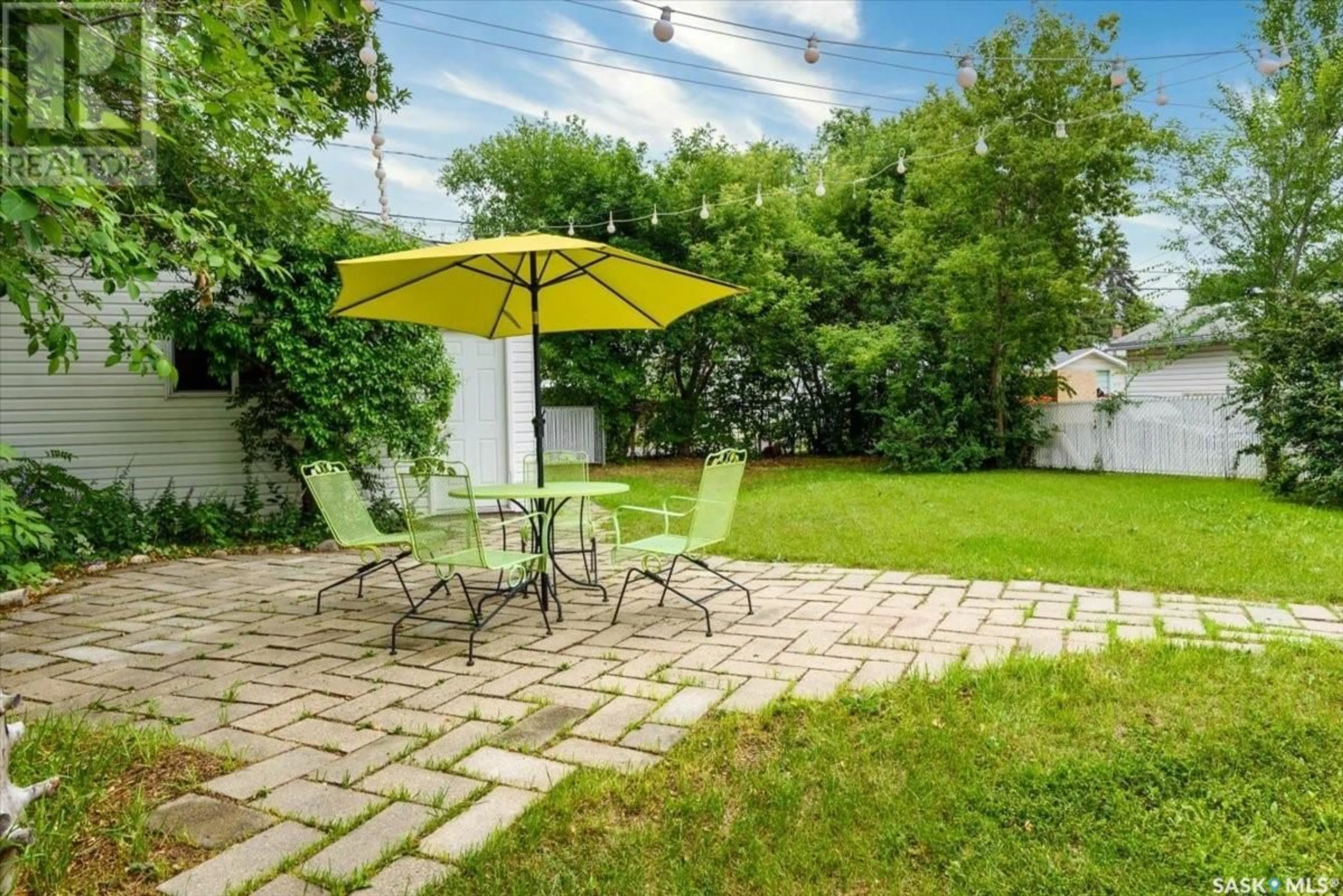 Patio, street for 2621 EDWARD STREET, Regina Saskatchewan S4S0N2