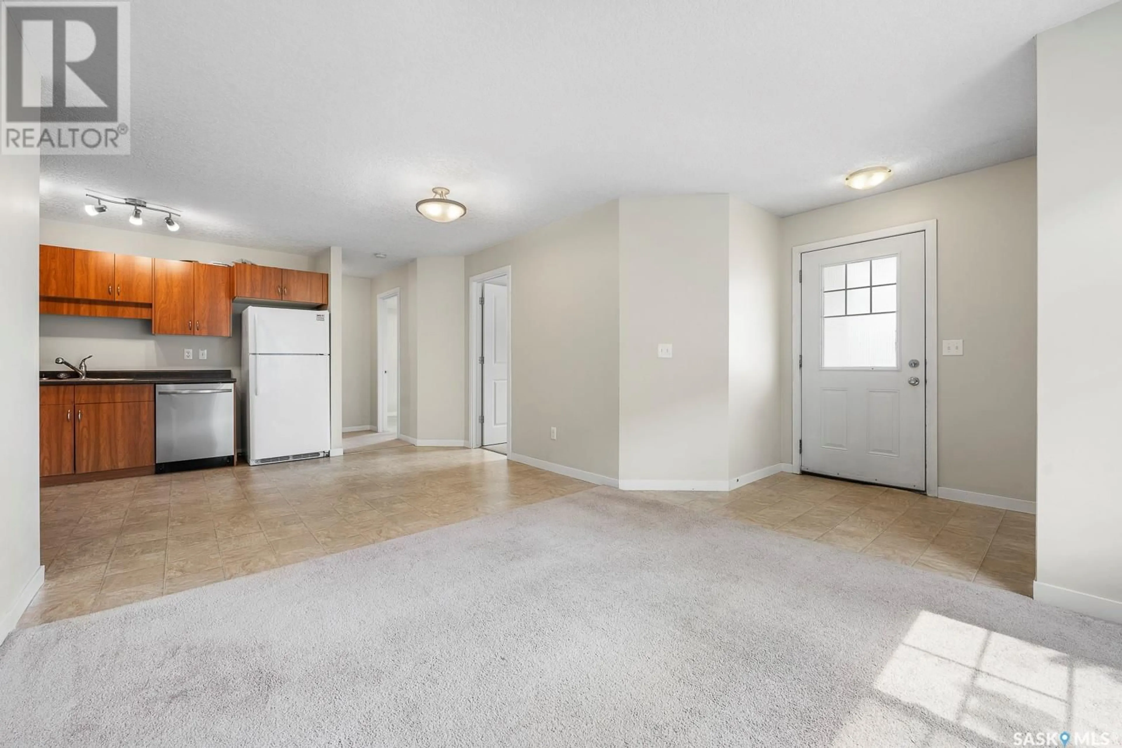 A pic of a room for 5059 - 122 JAMES HILL ROAD, Regina Saskatchewan S4W0B9