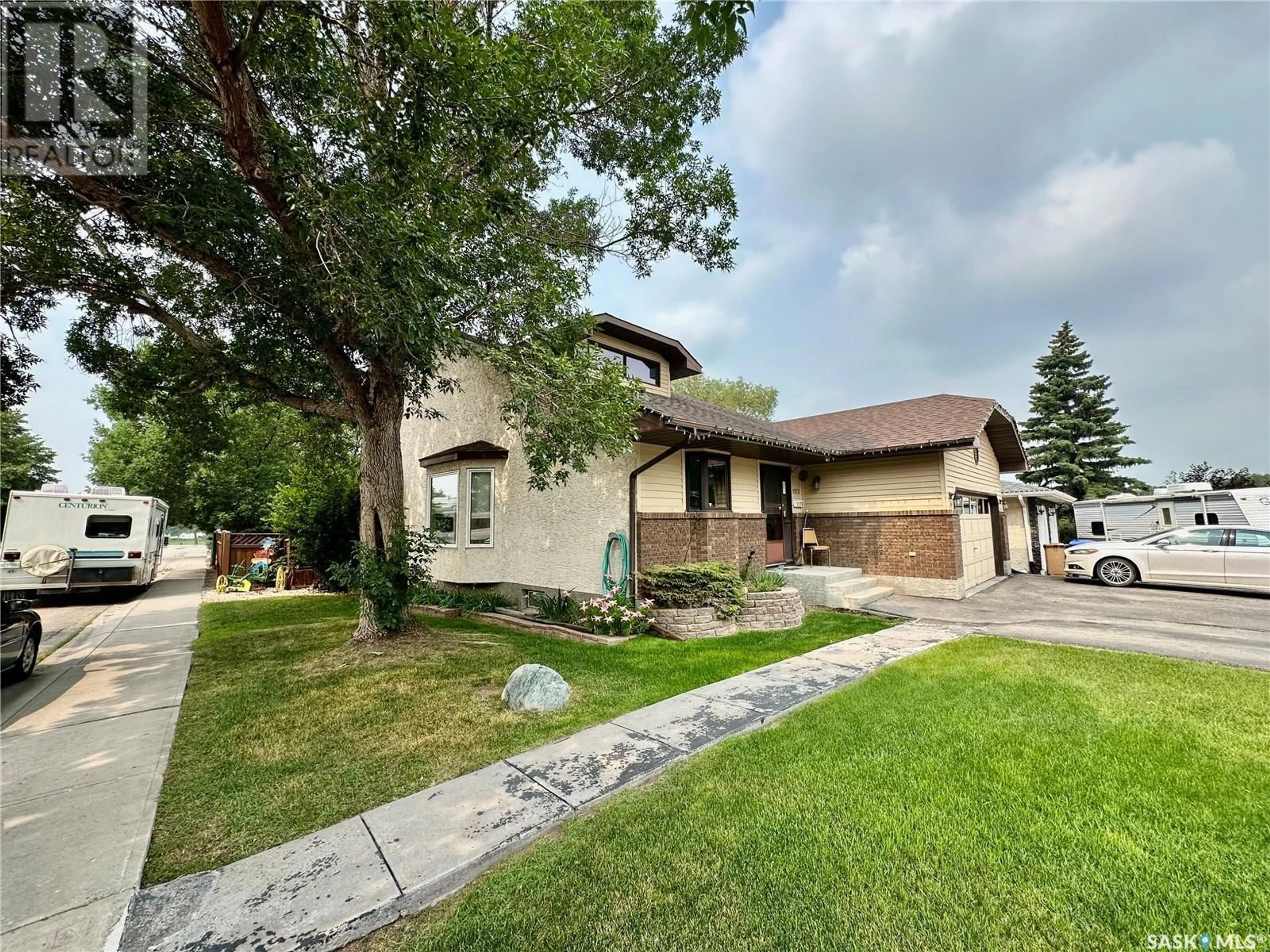 Unknown for 1573 DEVONSHIRE DRIVE, Regina Saskatchewan S4X4A1