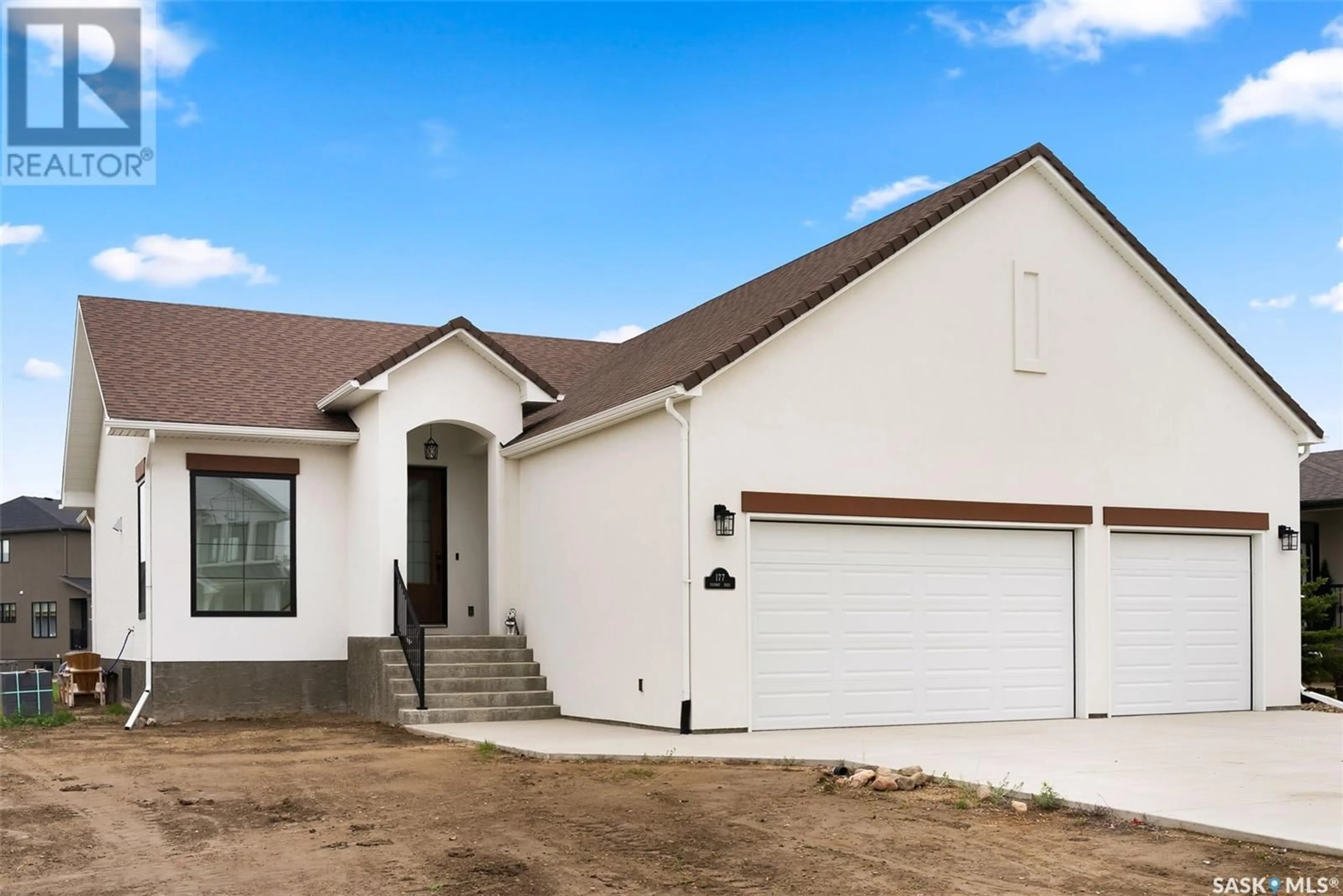 Home with vinyl exterior material, street for 177 FAIRWAY ROAD, Edenwold Rm No. 158 Saskatchewan S4L1C7