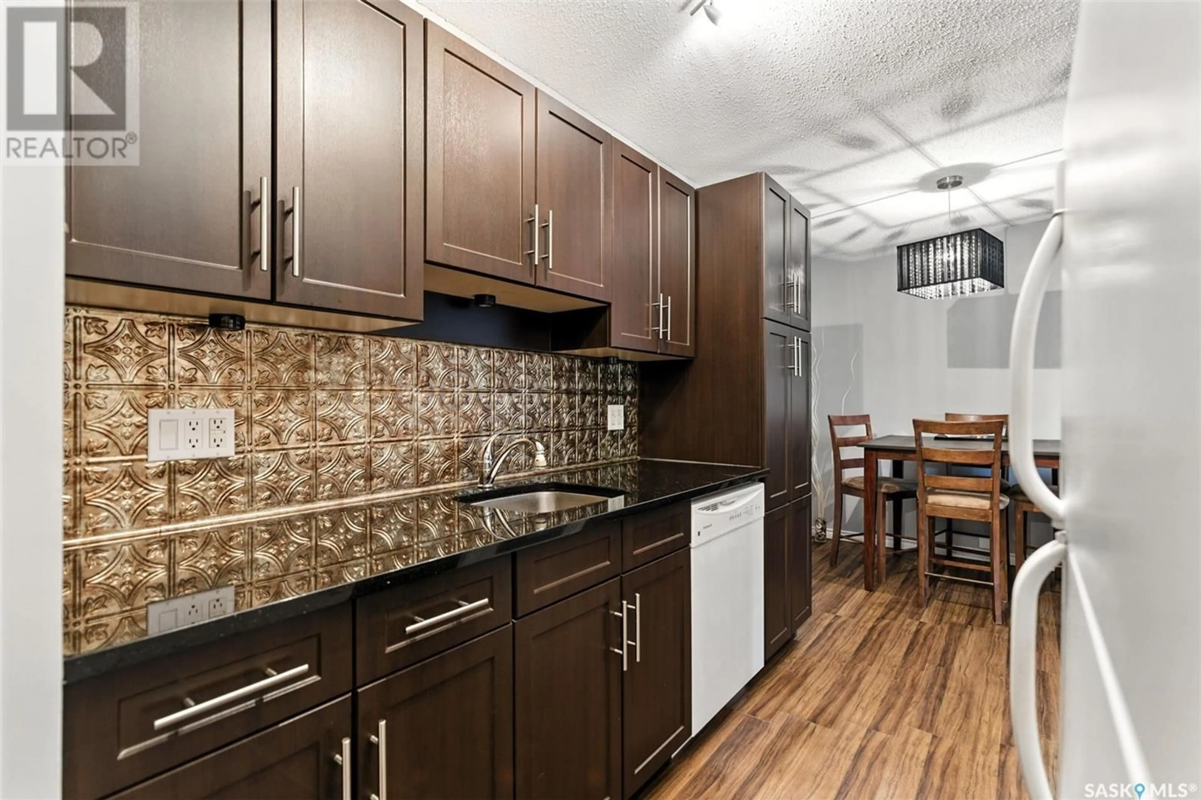 Standard kitchen, unknown for 510 - 633 PRAIRIE AVENUE, Saskatoon Saskatchewan S7N2V4