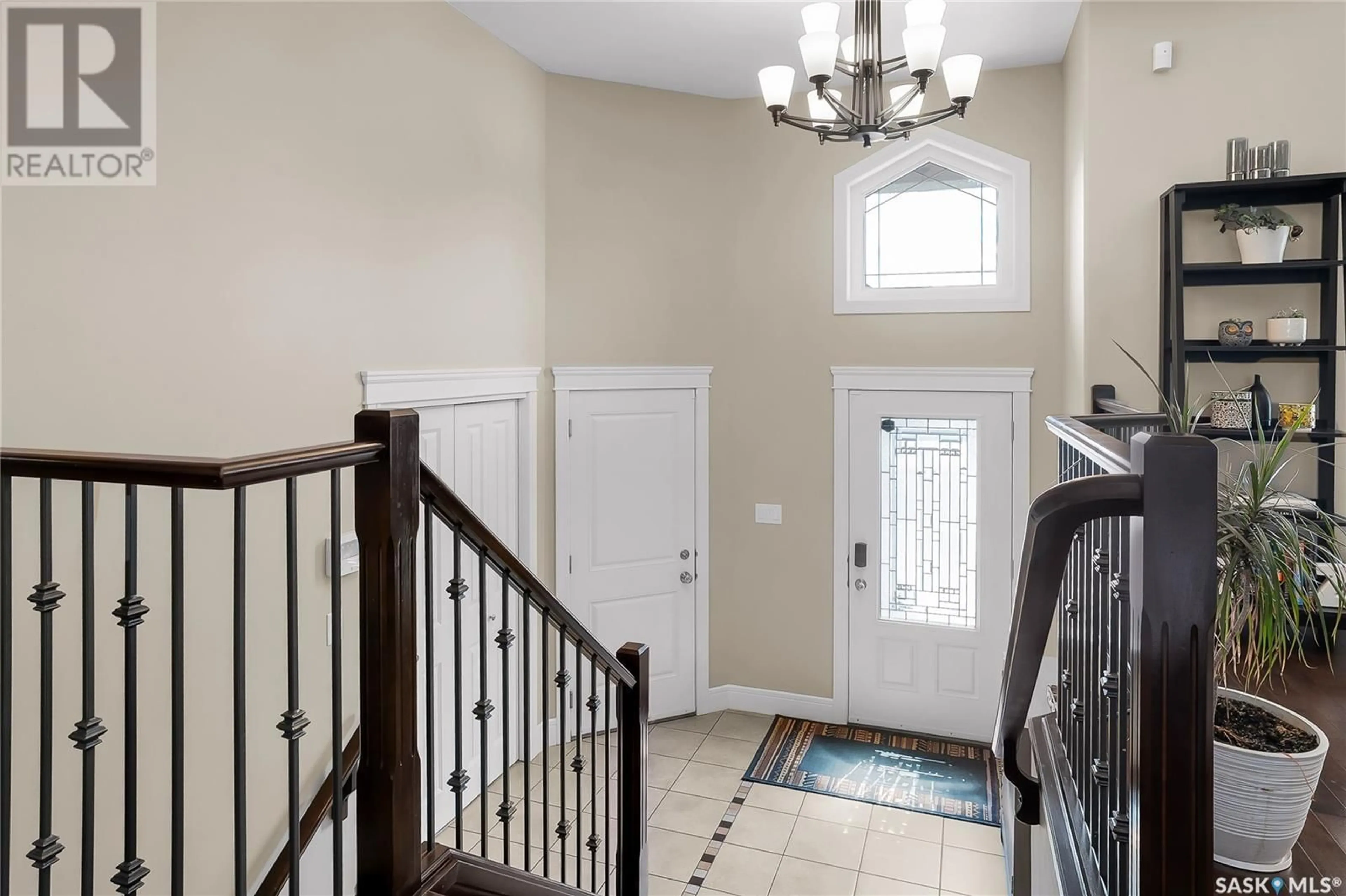 Indoor entryway for 439 WERSCHNER LANE, Saskatoon Saskatchewan S7V0E1