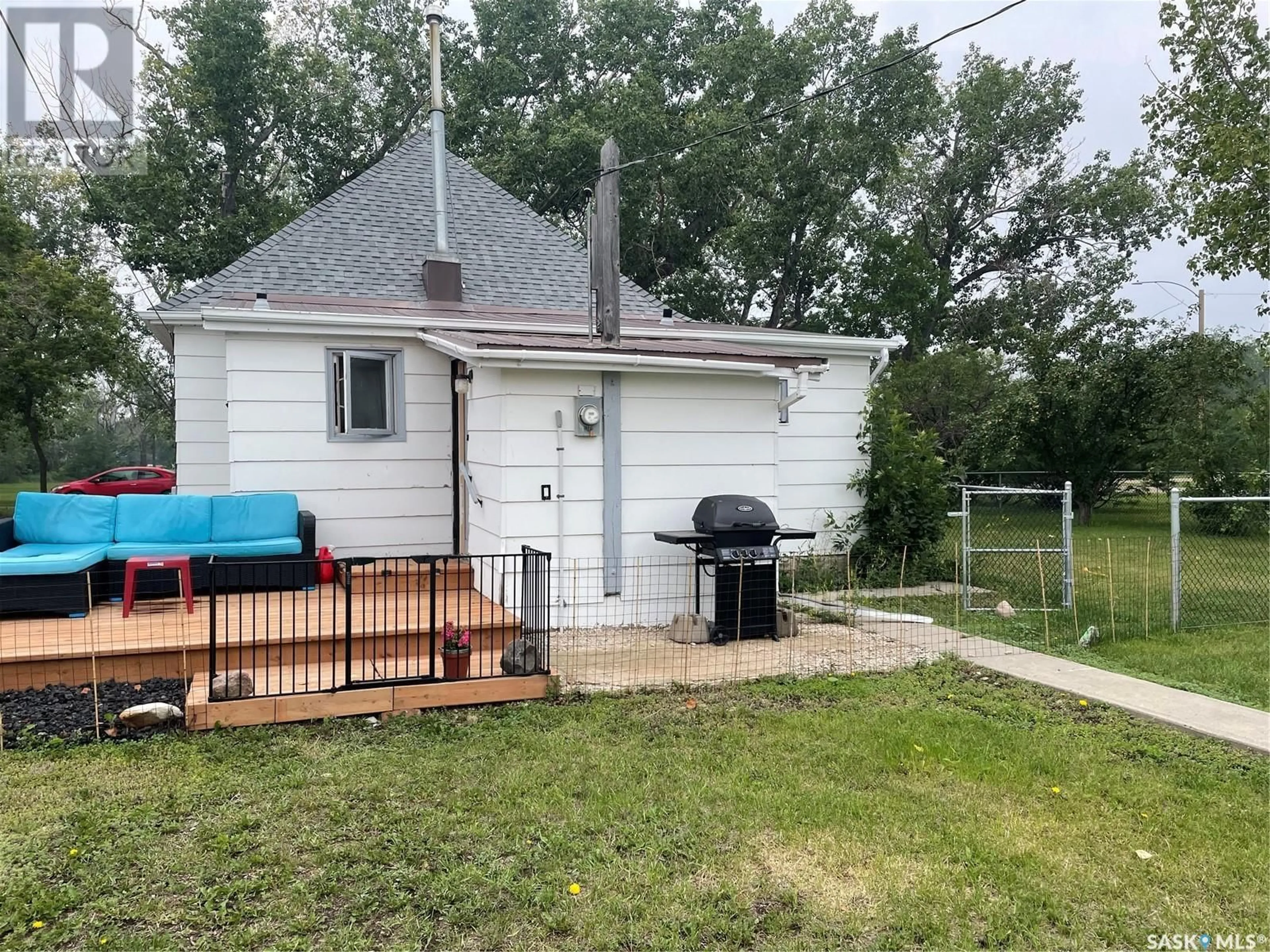 Unknown for 215 KERRY STREET, Limerick Saskatchewan S0H2P0