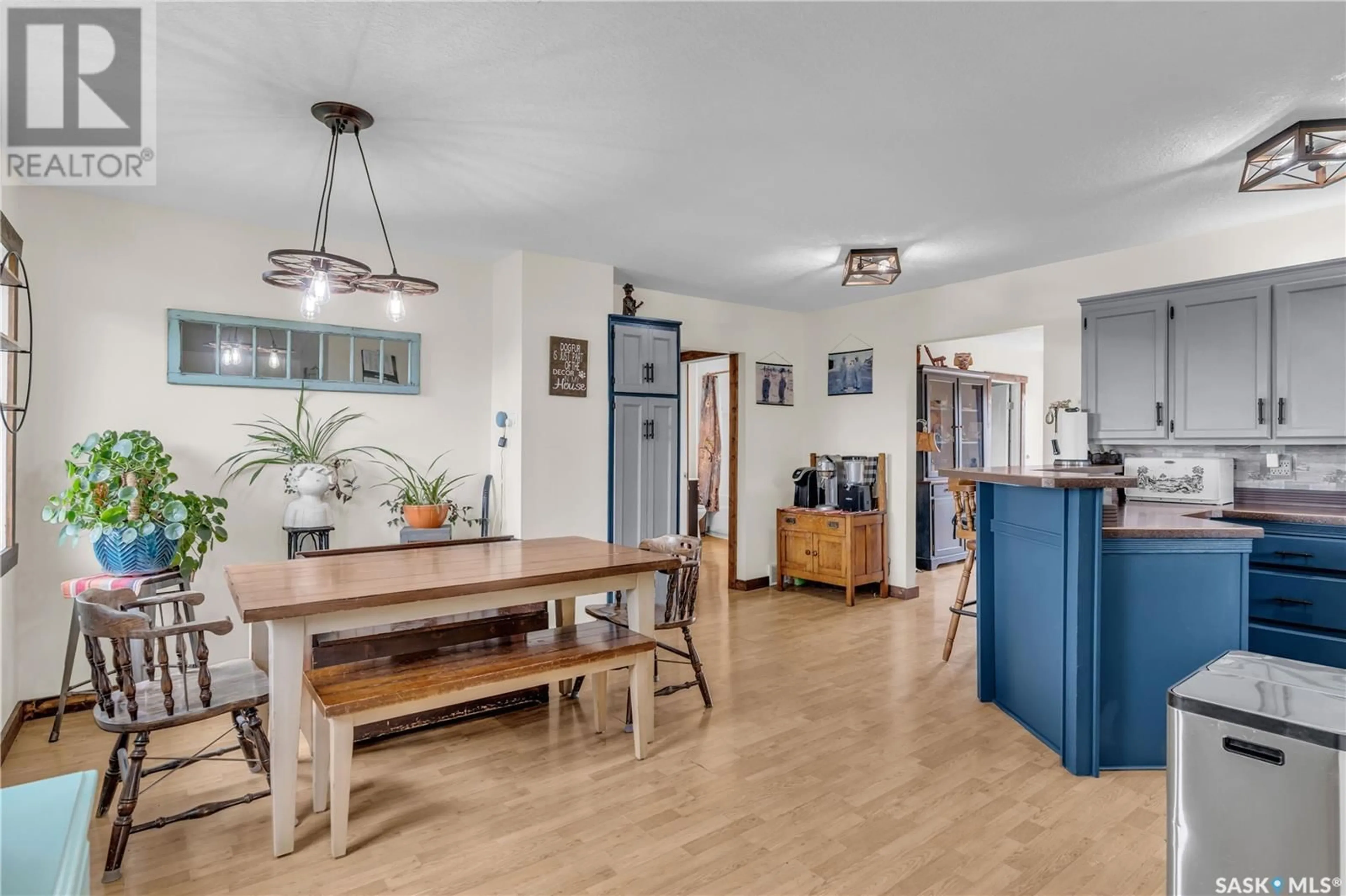 Open concept kitchen, unknown for 315 QU'APPELLE STREET, Qu'Appelle Saskatchewan S0G4A0