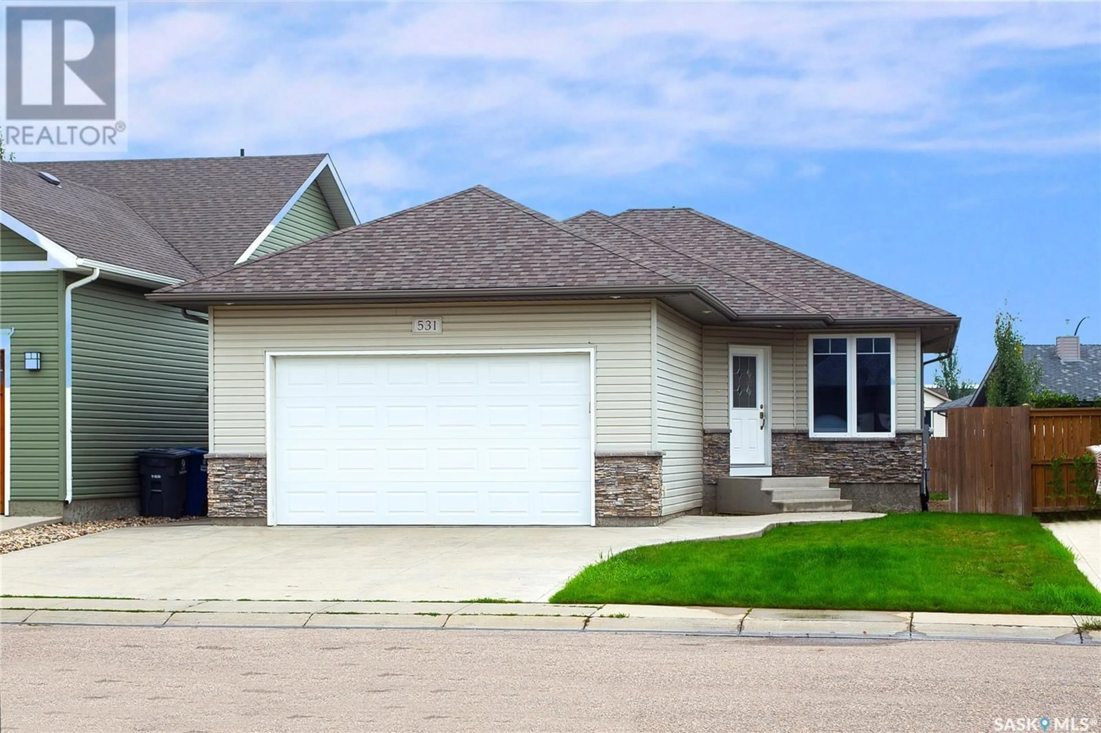 Home with vinyl exterior material, street for 531 ALLWOOD MANOR, Saskatoon Saskatchewan S7R0A5