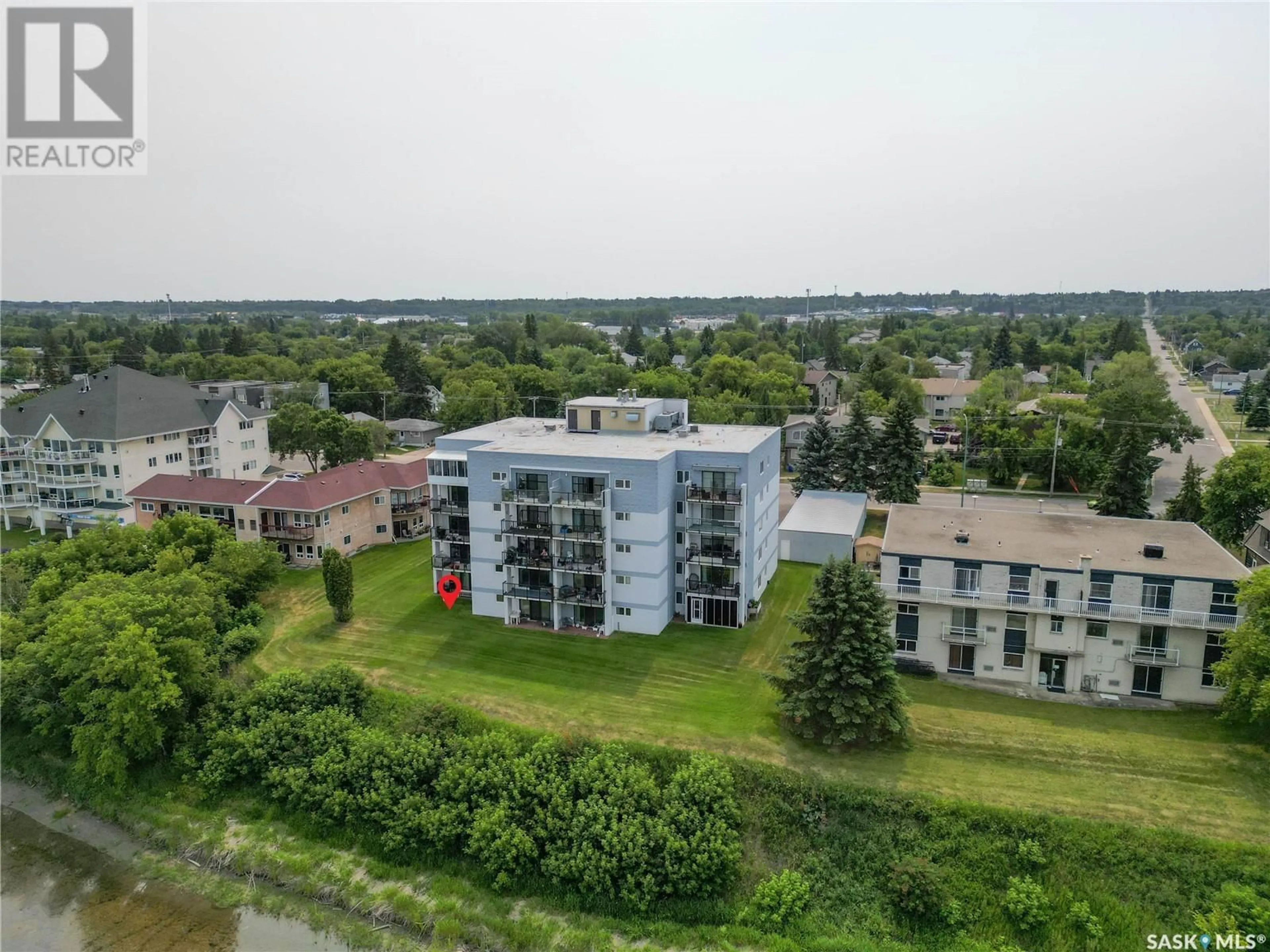 A pic from outside/outdoor area/front of a property/back of a property/a pic from drone, city buildings view from balcony for 1D - 516 RIVER STREET, Prince Albert Saskatchewan S6V0A6