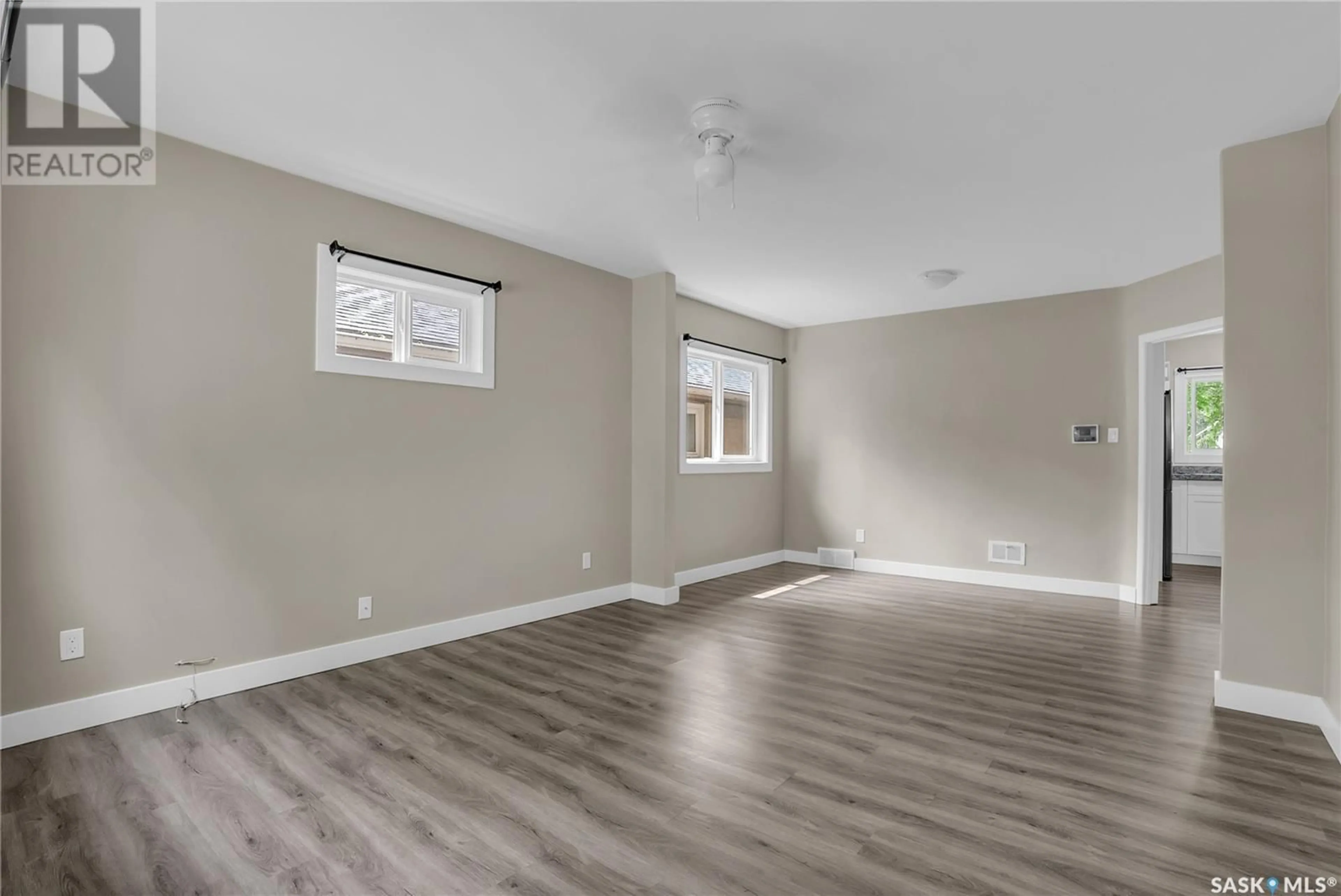 A pic of a room for 1305 D AVENUE, Saskatoon Saskatchewan S7L1P2