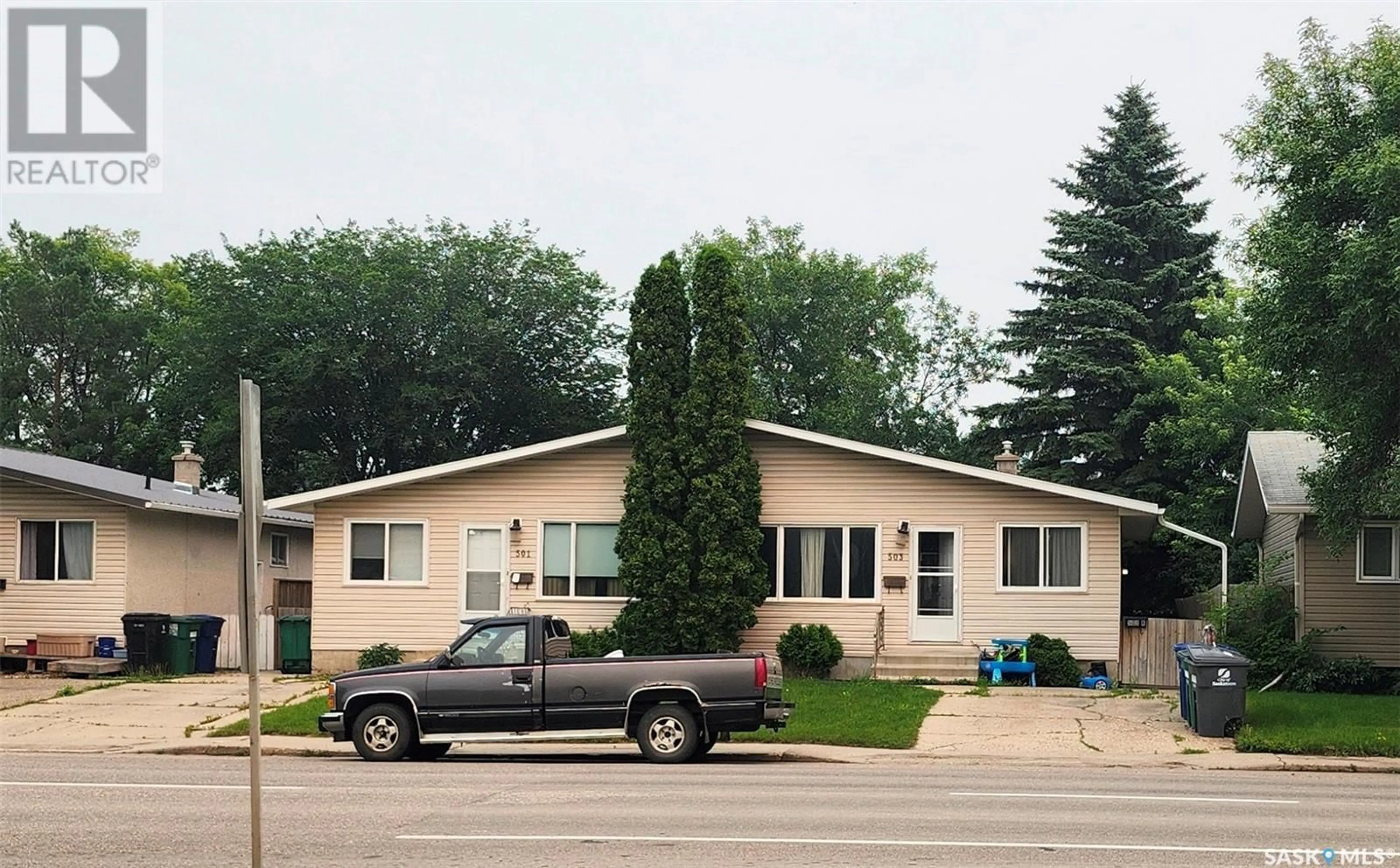 Home with vinyl exterior material, unknown for 501 & 503 MCKERCHER DRIVE, Saskatoon Saskatchewan S7H4G3