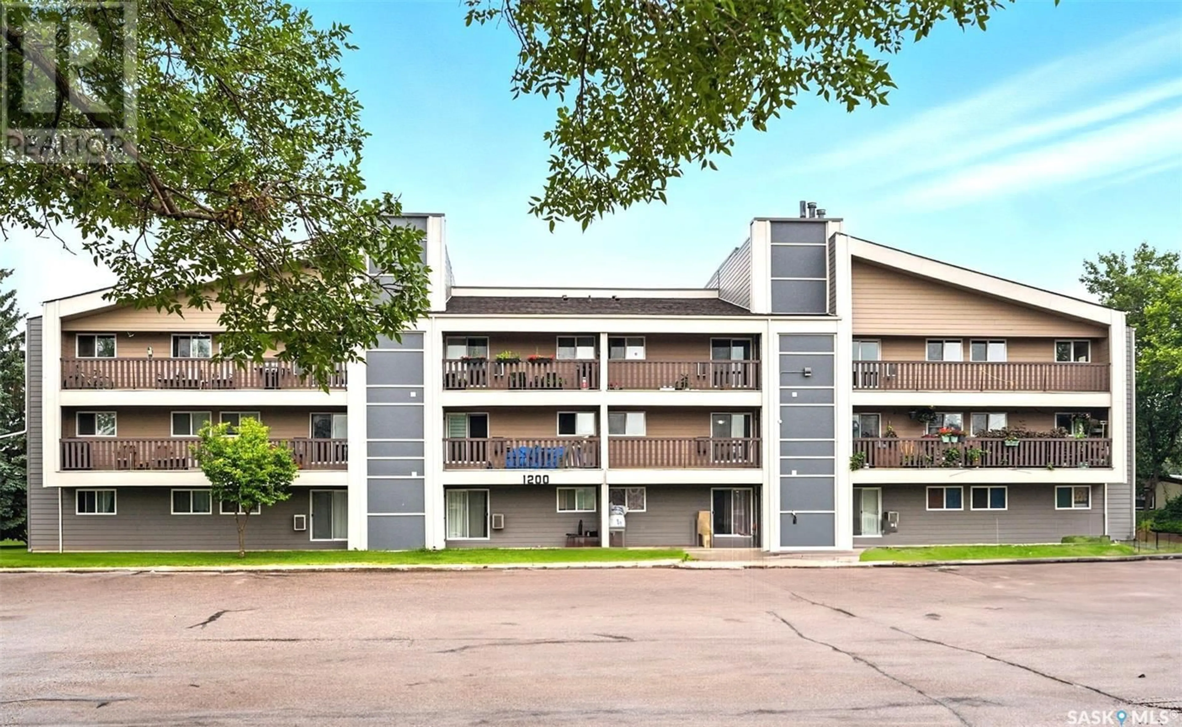 Unknown for E - 1237 425 115TH STREET, Saskatoon Saskatchewan S7N2E5