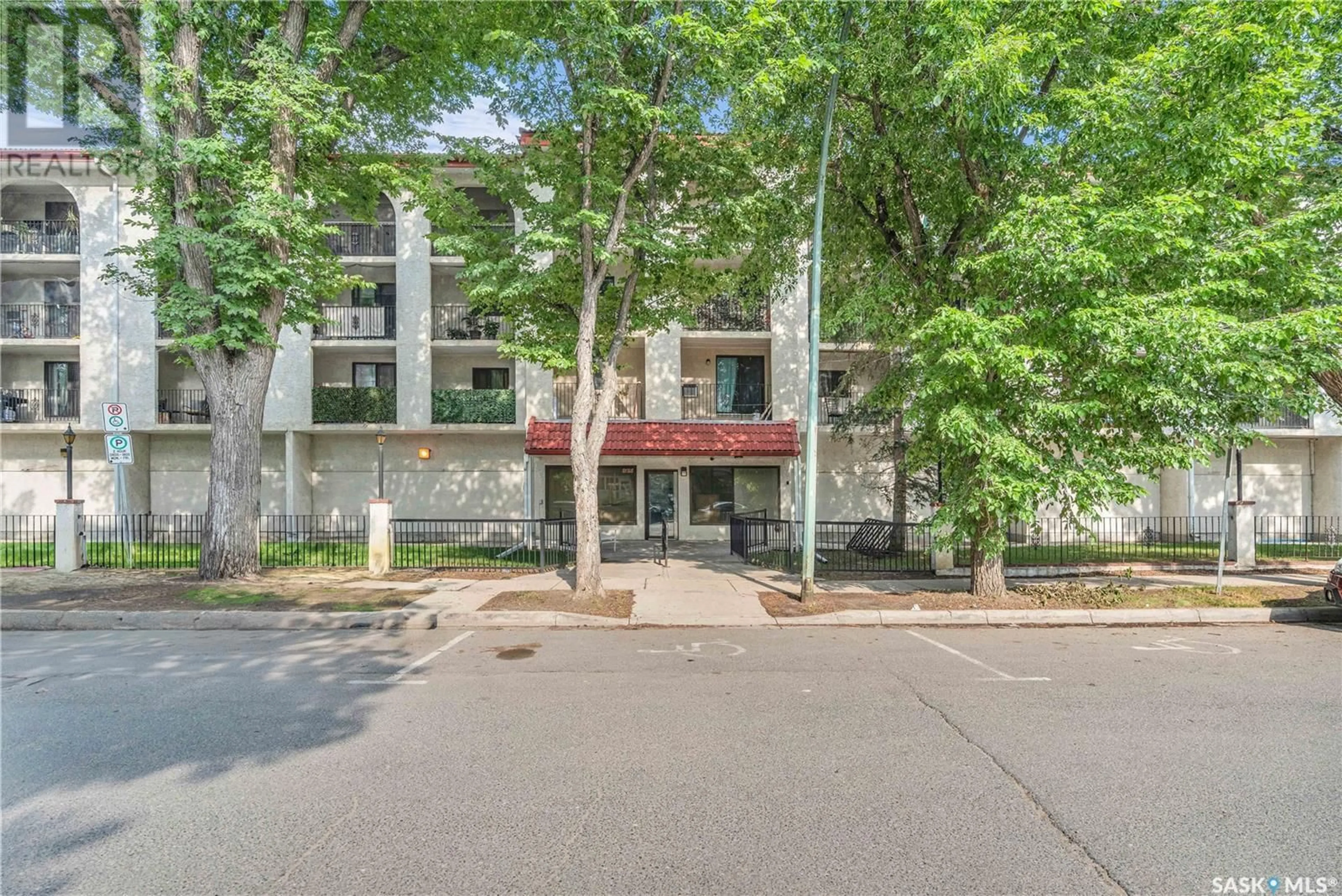 Unknown for 101 - 2125 OSLER STREET, Regina Saskatchewan S4P4G9