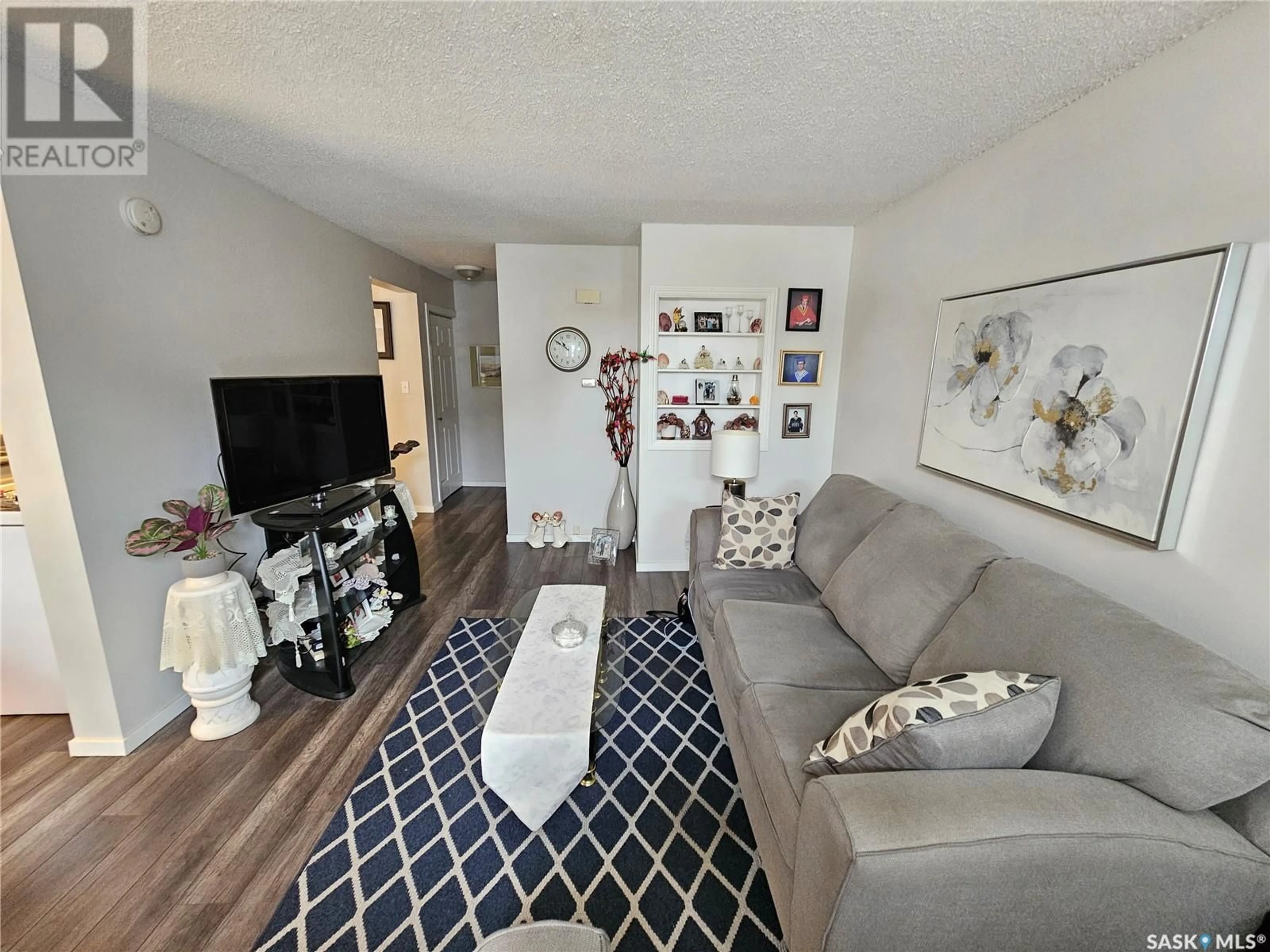 Living room with furniture, unknown for 10 1292 GORDON ROAD, Moose Jaw Saskatchewan S6H3E5