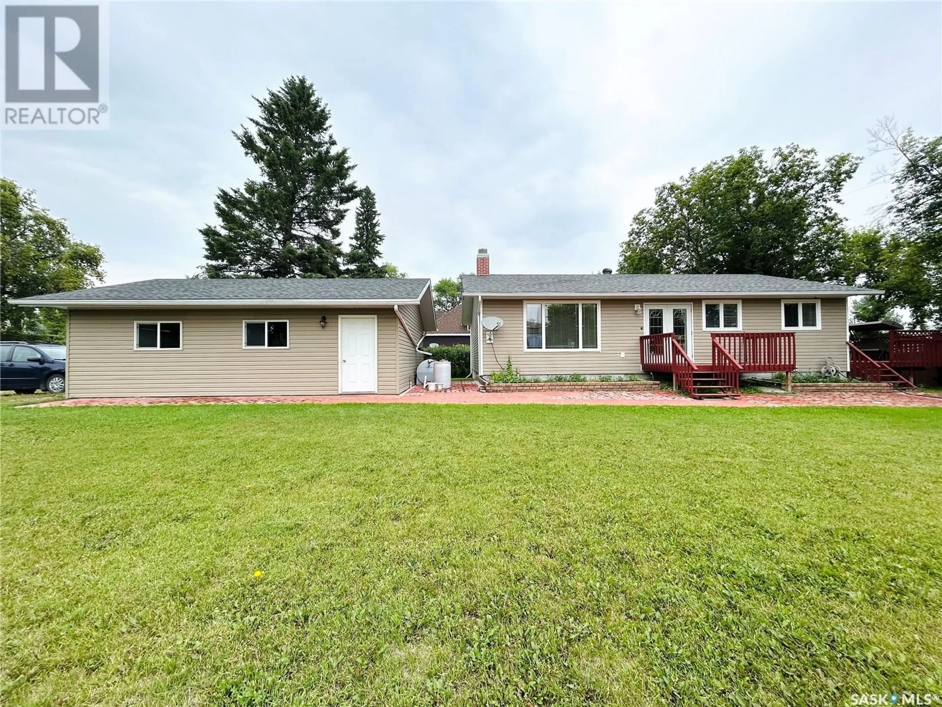 A pic from outside/outdoor area/front of a property/back of a property/a pic from drone, unknown for 311 PELLY STREET, Rocanville Saskatchewan S0A3L0