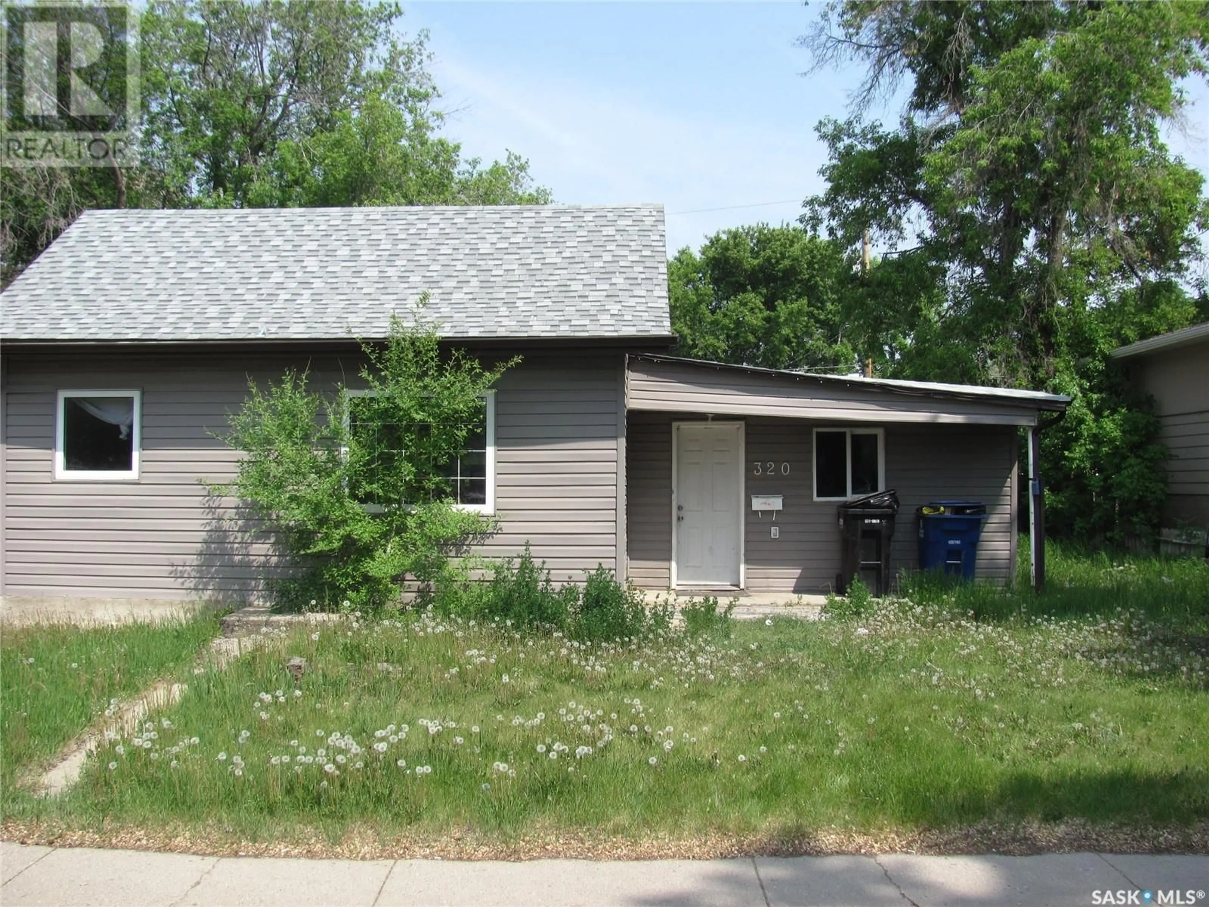 Shed for 320 OTTAWA AVENUE, Saskatoon Saskatchewan S7M3L7