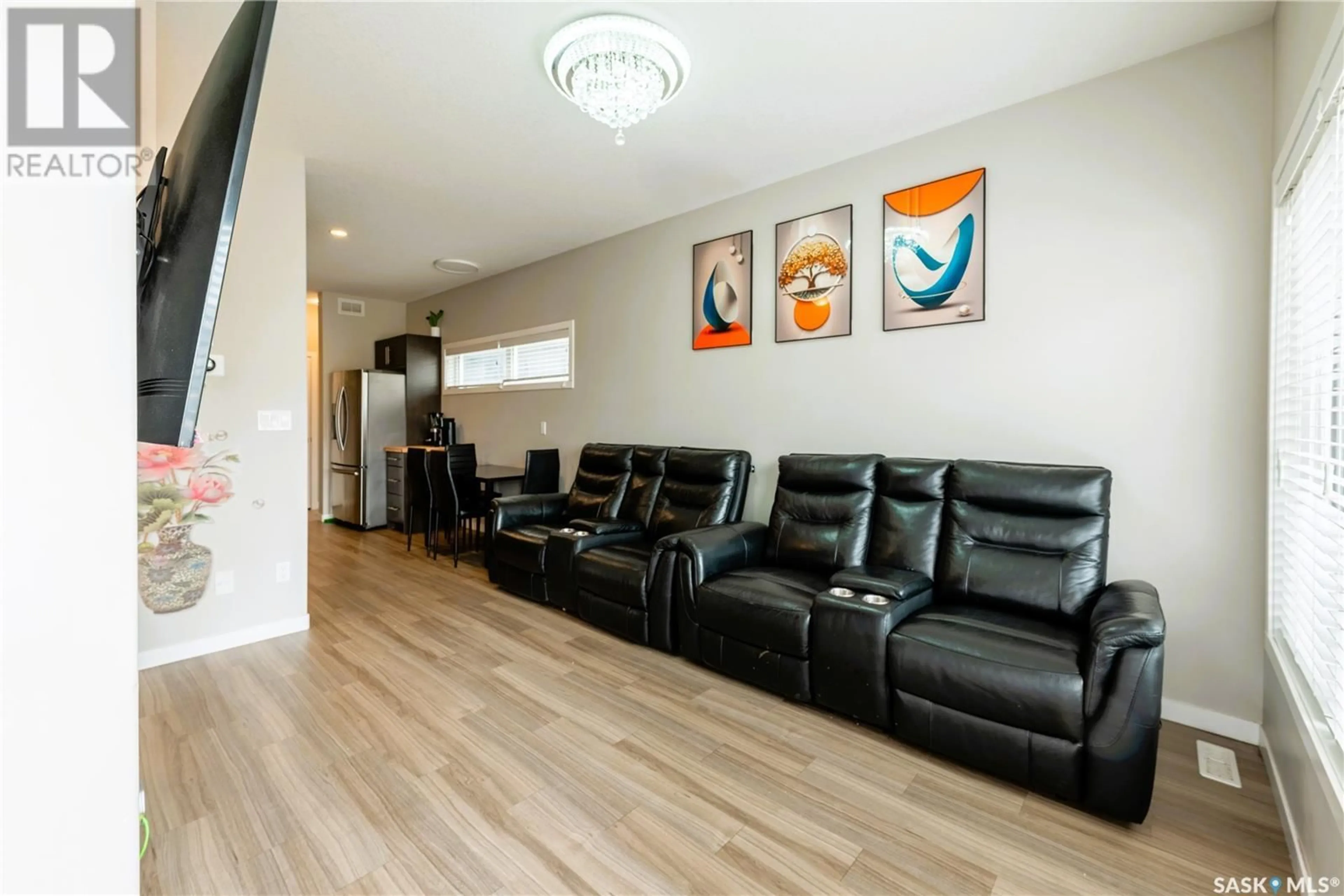Unknown for 3905 JAMES HILL ROAD, Regina Saskatchewan S4W0N8