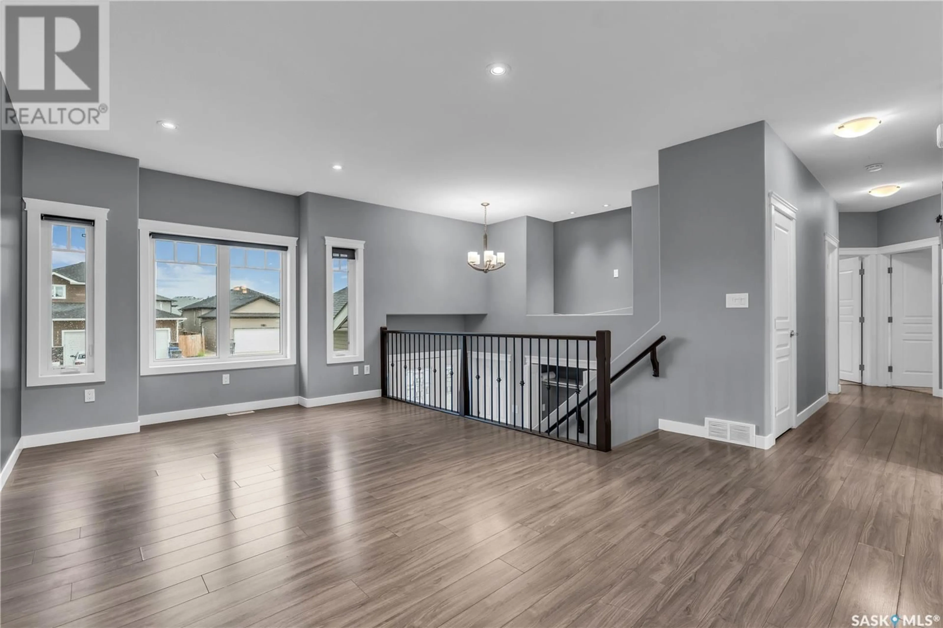 Unknown for 1123 HARGREAVES WAY, Saskatoon Saskatchewan S7L0A1