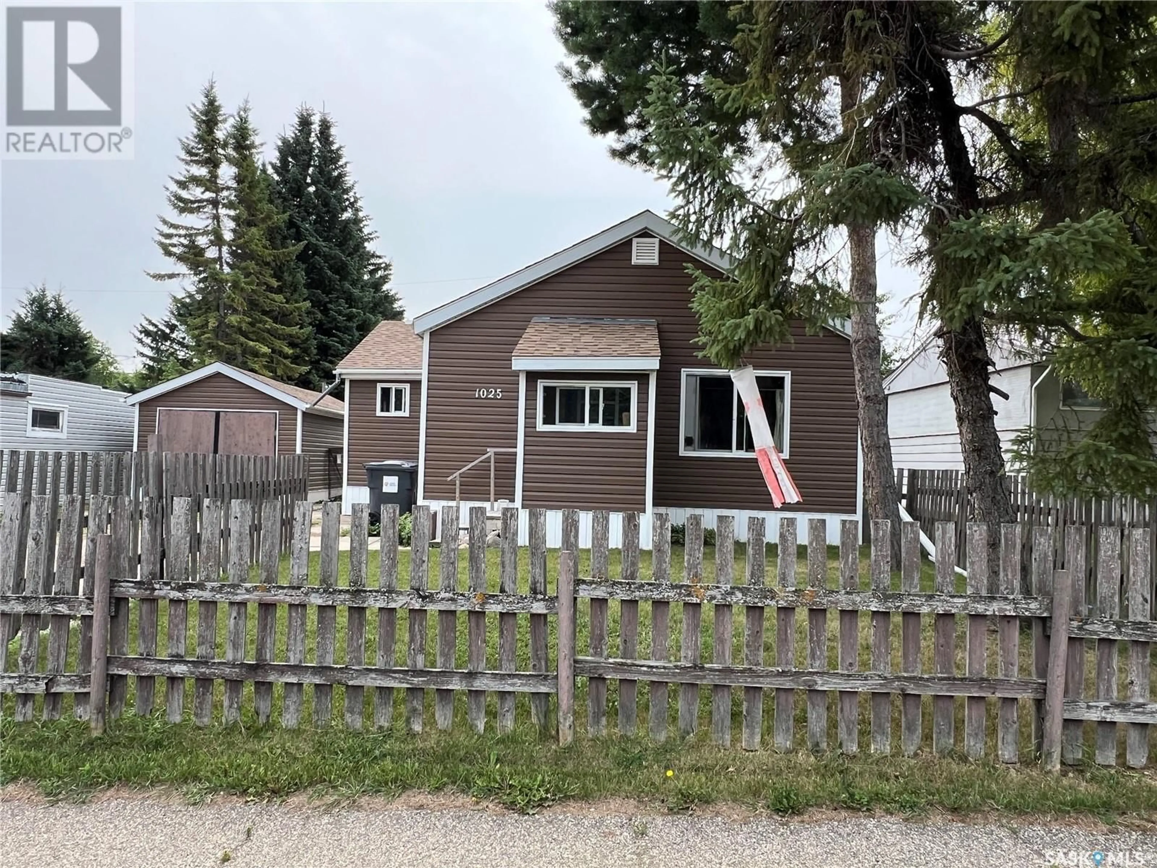 Unknown for 1025 VETERANS AVENUE, Esterhazy Saskatchewan S0A0X0