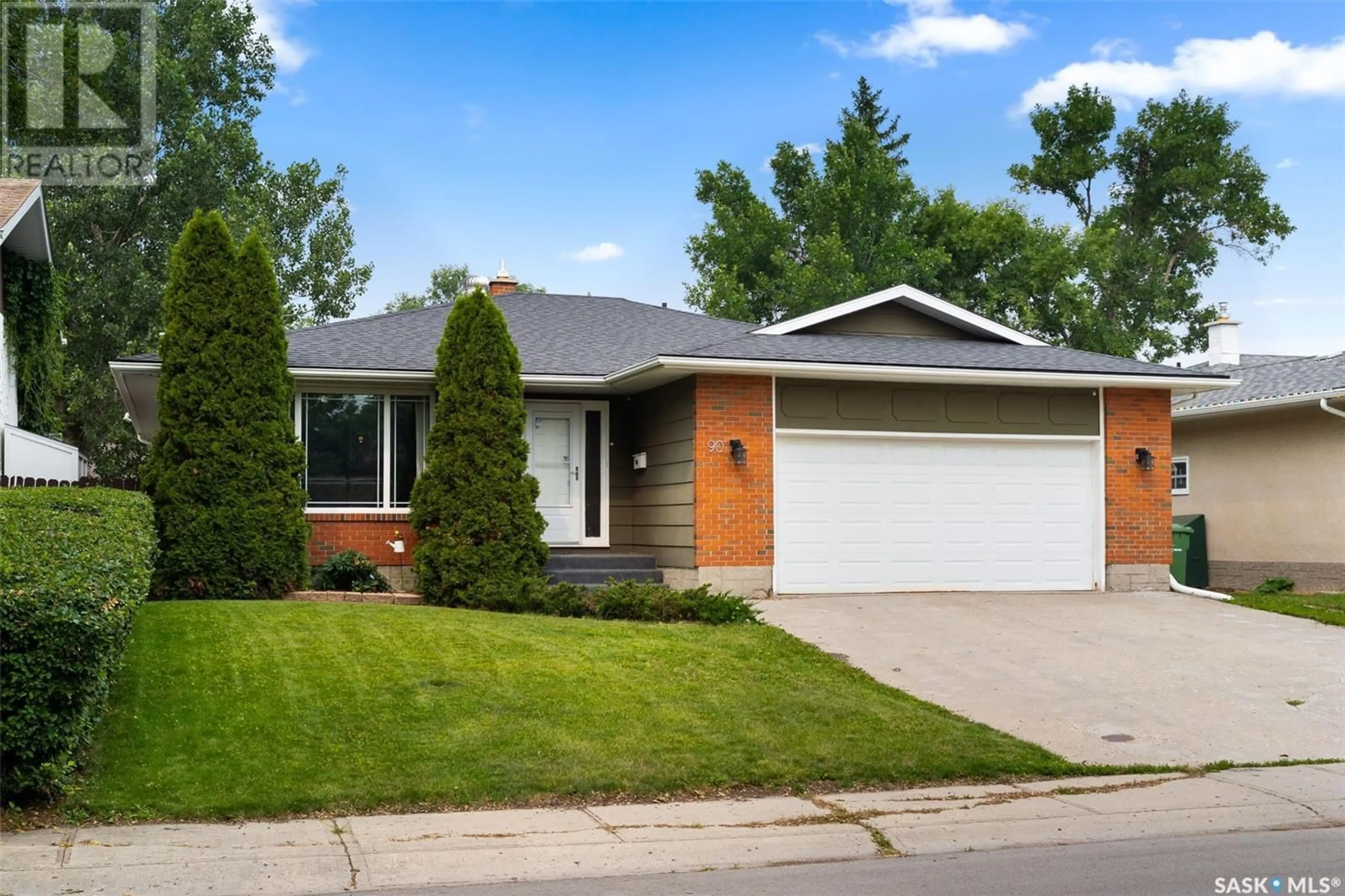 Home with vinyl exterior material, street for 90 KOWALCHUK CRESCENT, Regina Saskatchewan S4R6W8