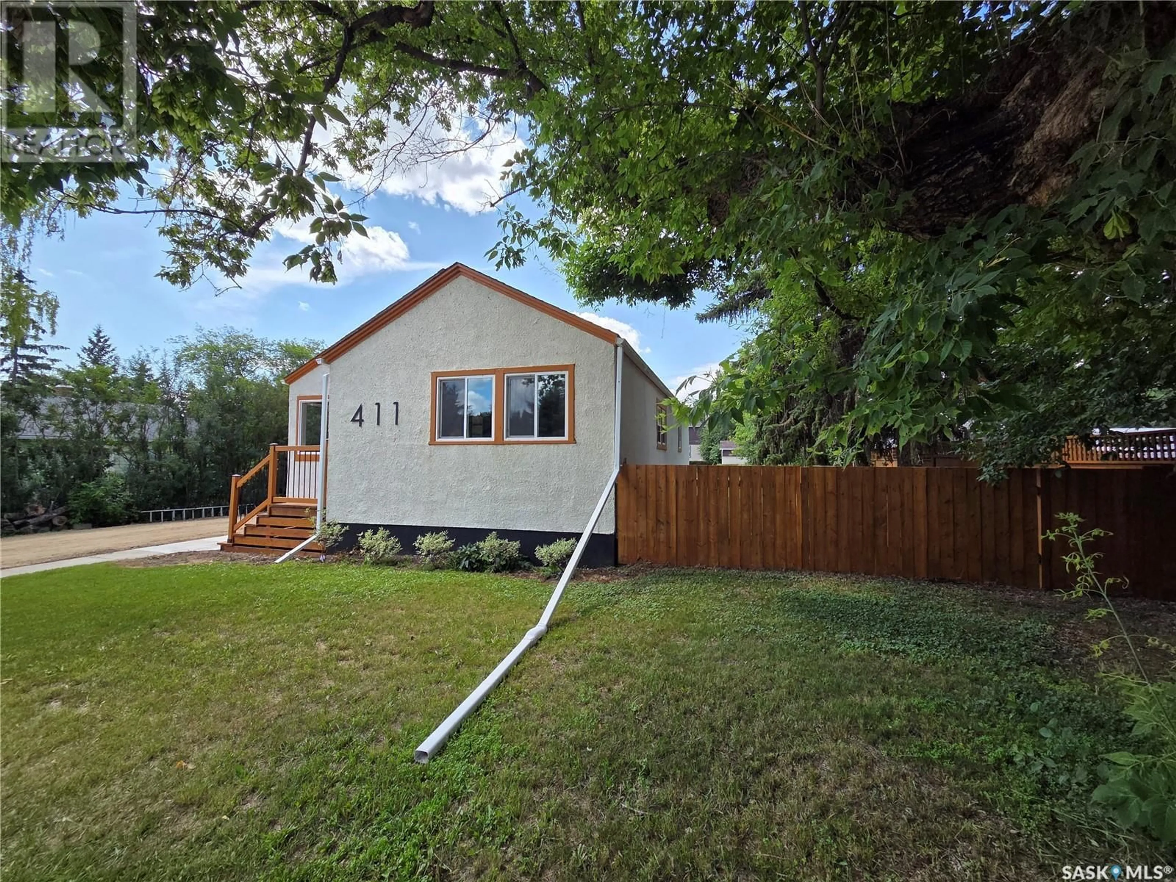 Shed for 411 MAIN STREET, Radisson Saskatchewan S0K3L0