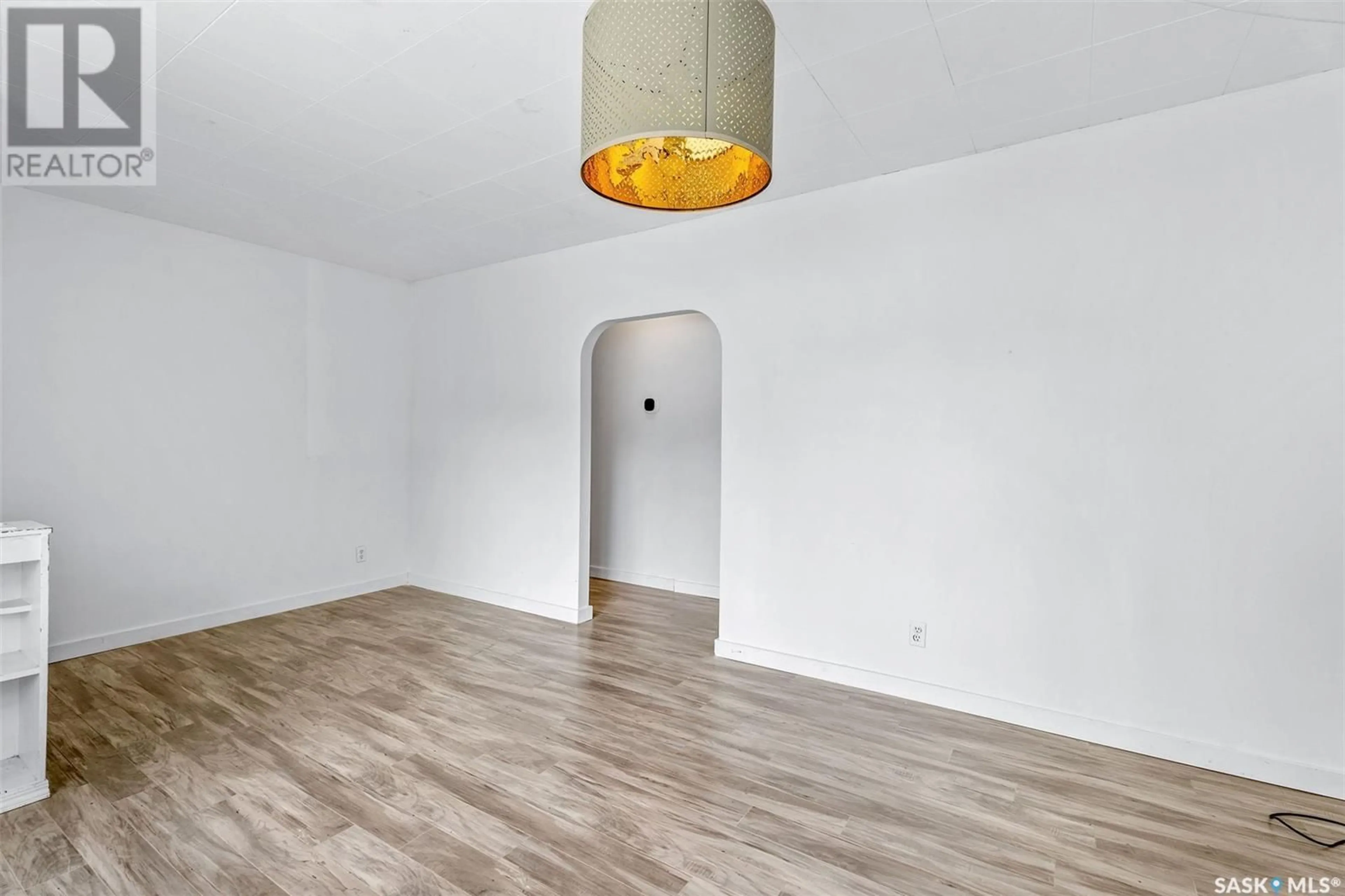 A pic of a room for 1528 16TH STREET, Prince Albert Saskatchewan S6V3W9