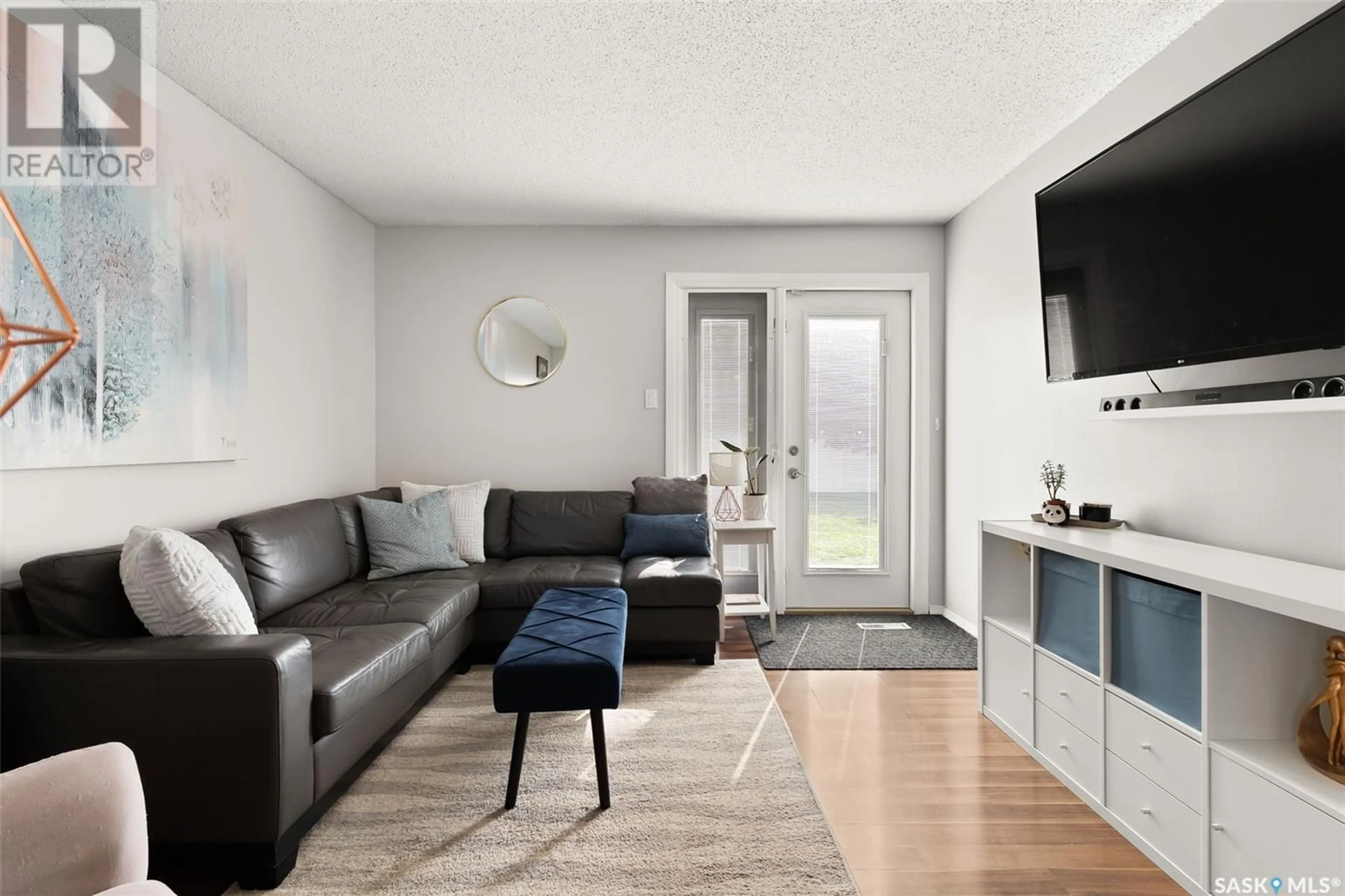 Living room with furniture, unknown for 807 VANIER DRIVE, Regina Saskatchewan S4X2K9