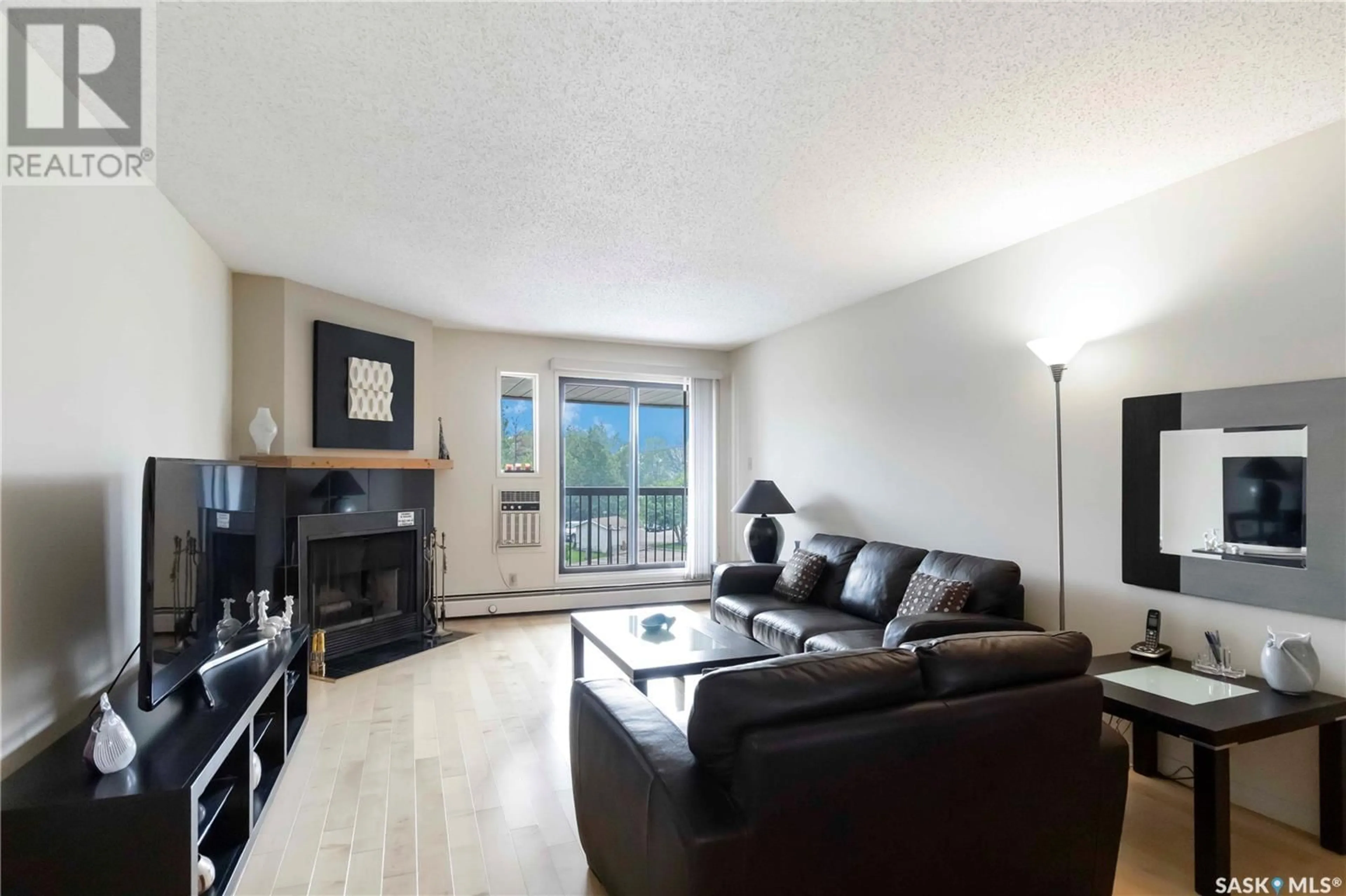 Living room with furniture, unknown for 209A - 308 CREE PLACE, Saskatoon Saskatchewan S7K7Z3