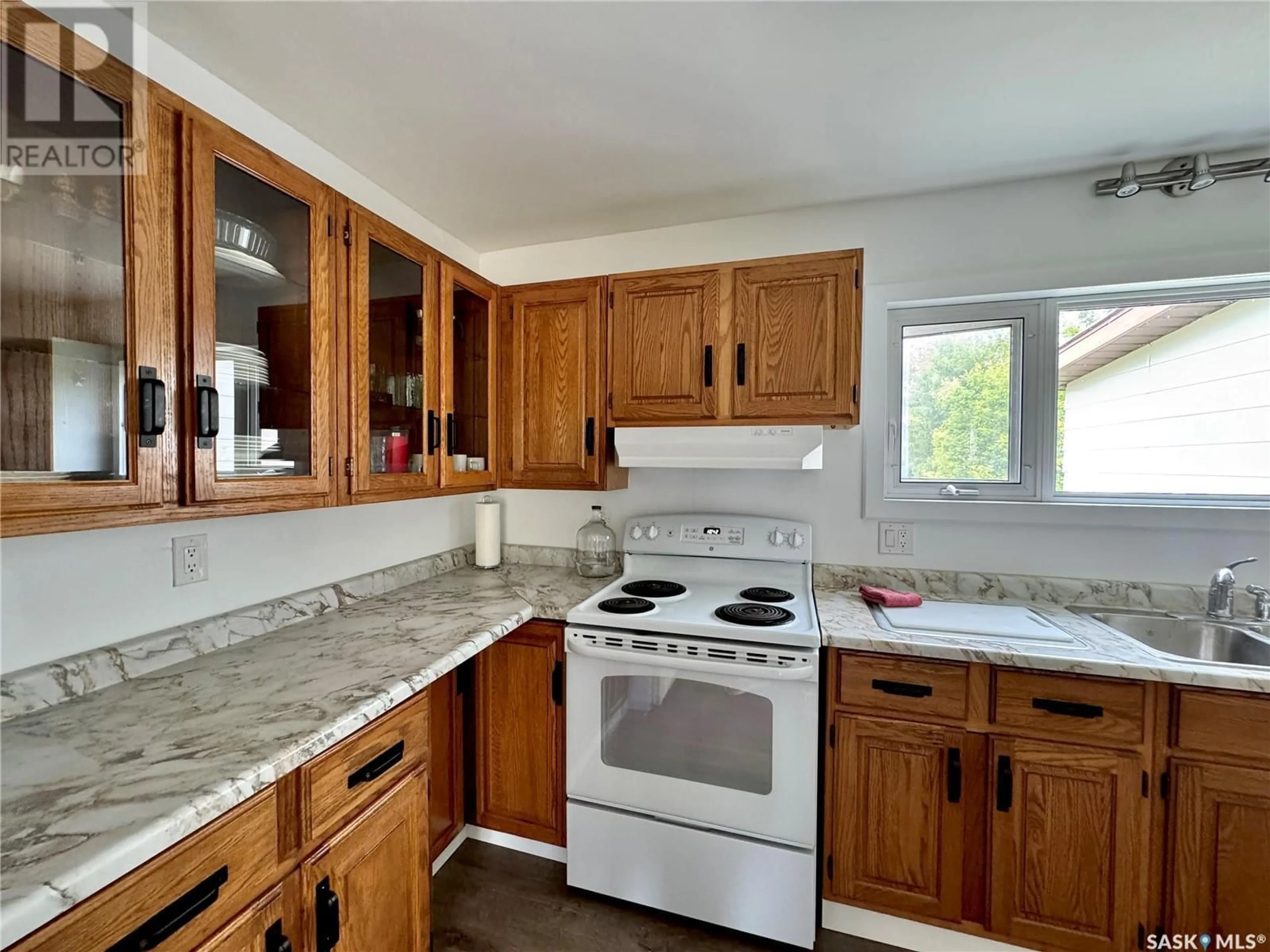 Standard kitchen, unknown for 306 ANGUS PLACE, Stockholm Saskatchewan S0A3Y0