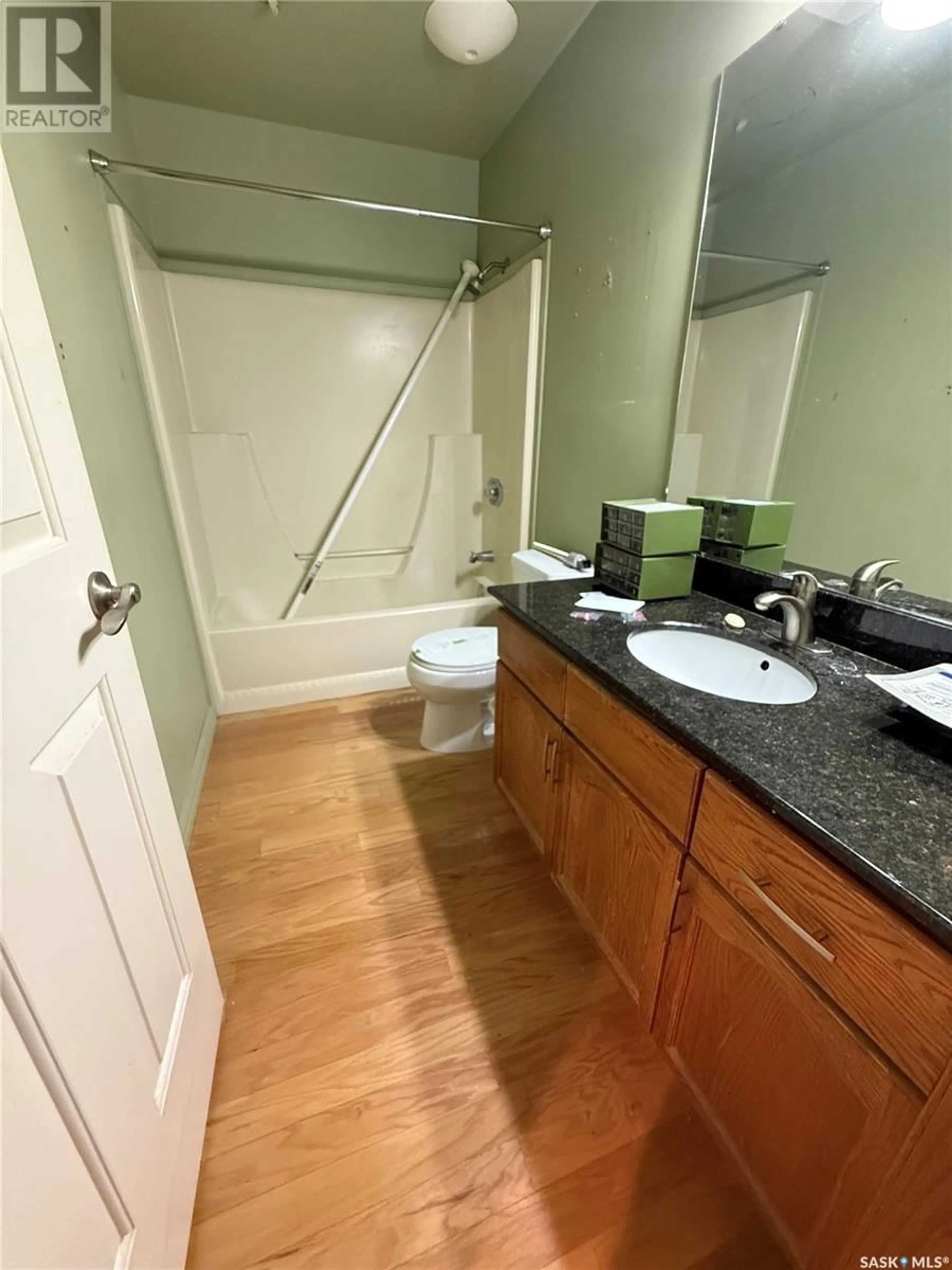 Standard bathroom, floor is not visible for 303 1867 15TH AVENUE, Regina Saskatchewan S4P4J4