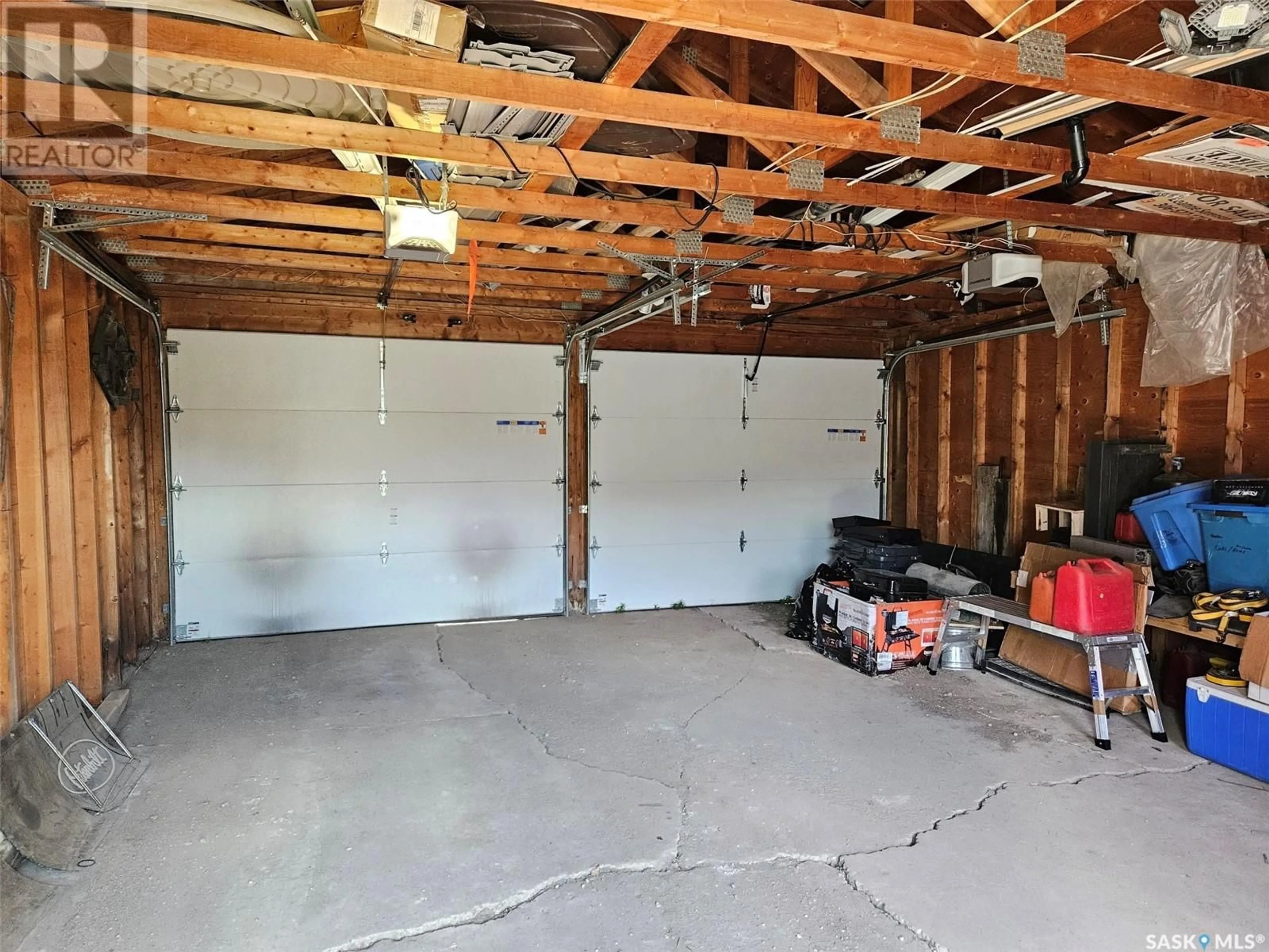 Indoor garage for 316 CLARE STREET, Arcola Saskatchewan S0C0G0