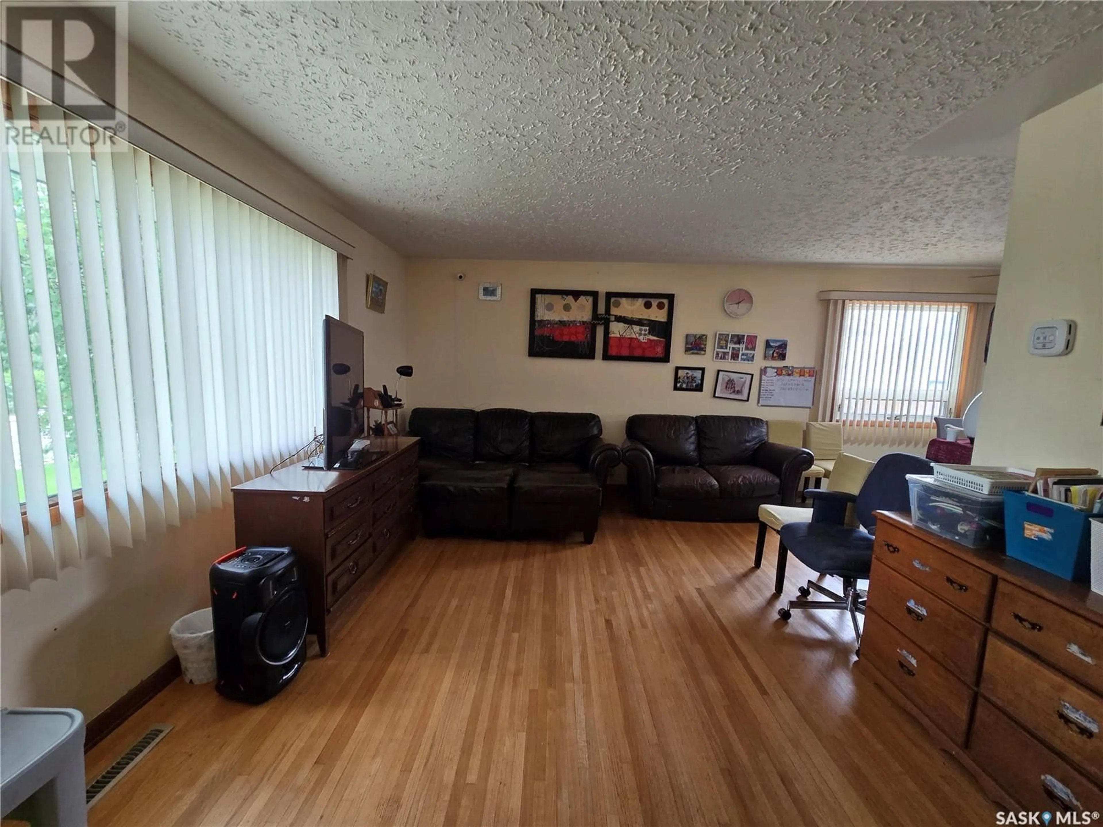 A pic of a room for 644 9TH AVENUE, Swift Current Saskatchewan S9H2S4