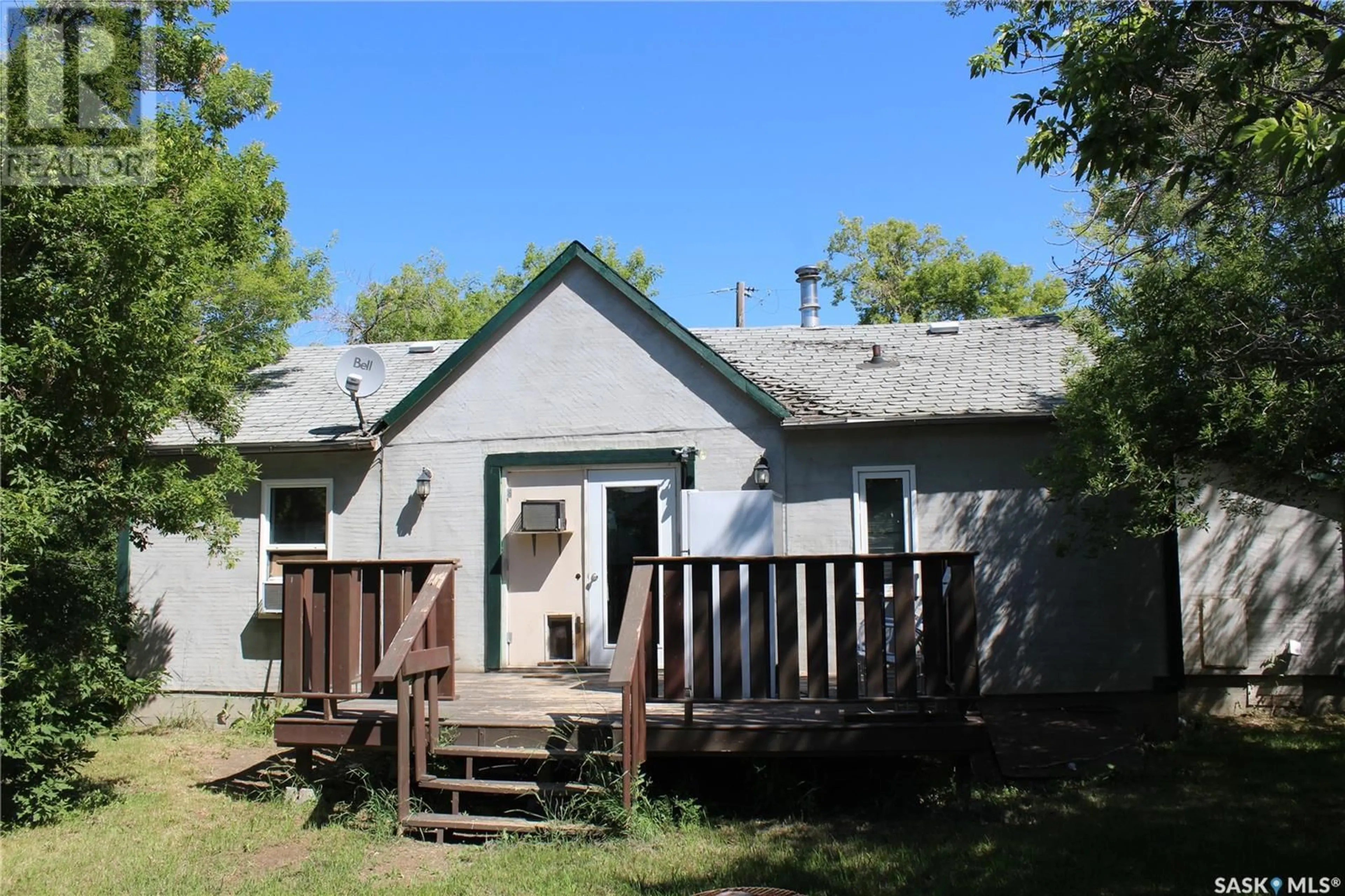 Unknown for 99 EDDYS AVENUE, Halbrite Saskatchewan S0C1H0