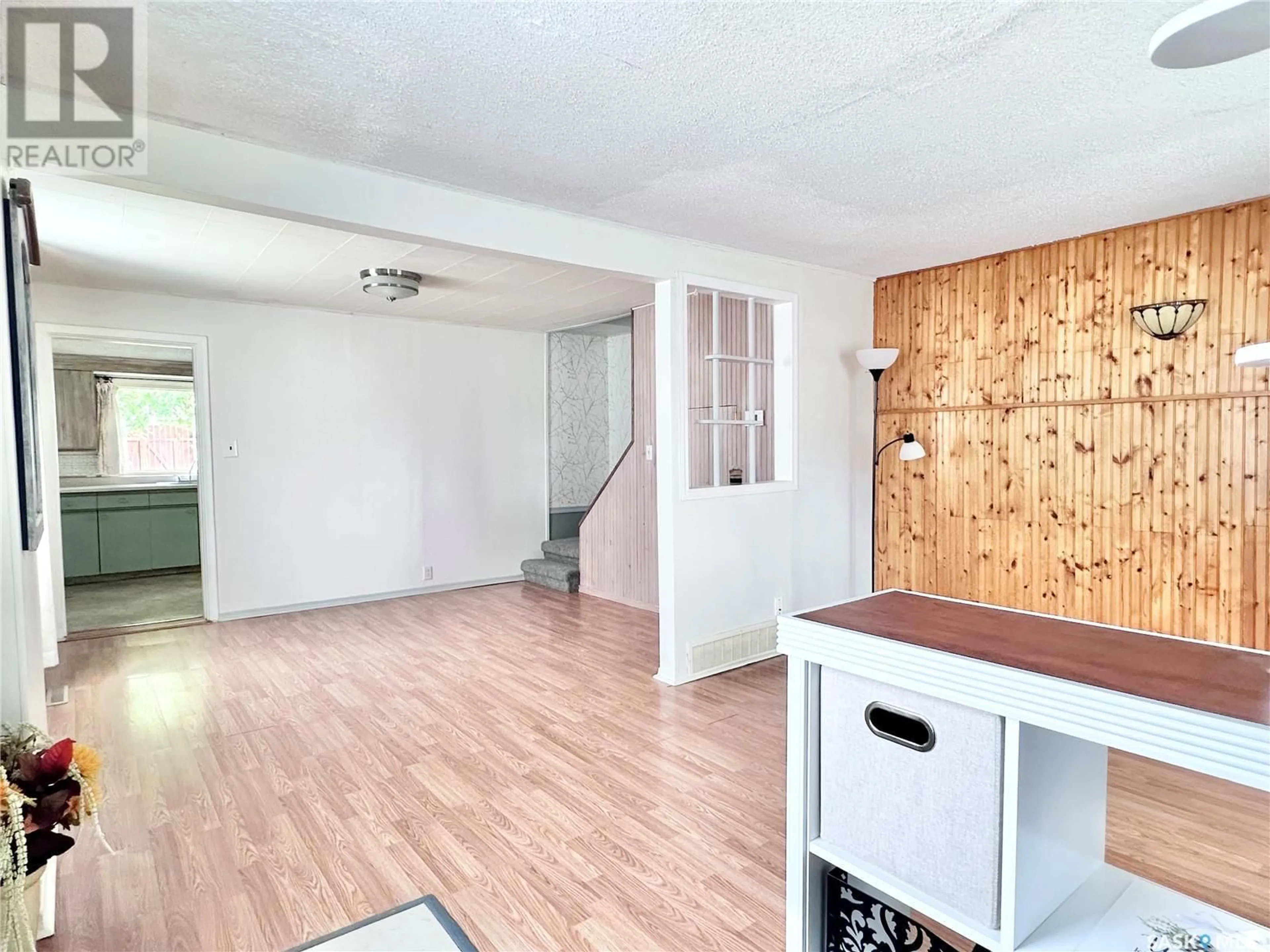 A pic of a room for 1026 L AVENUE, Saskatoon Saskatchewan S7L2R8