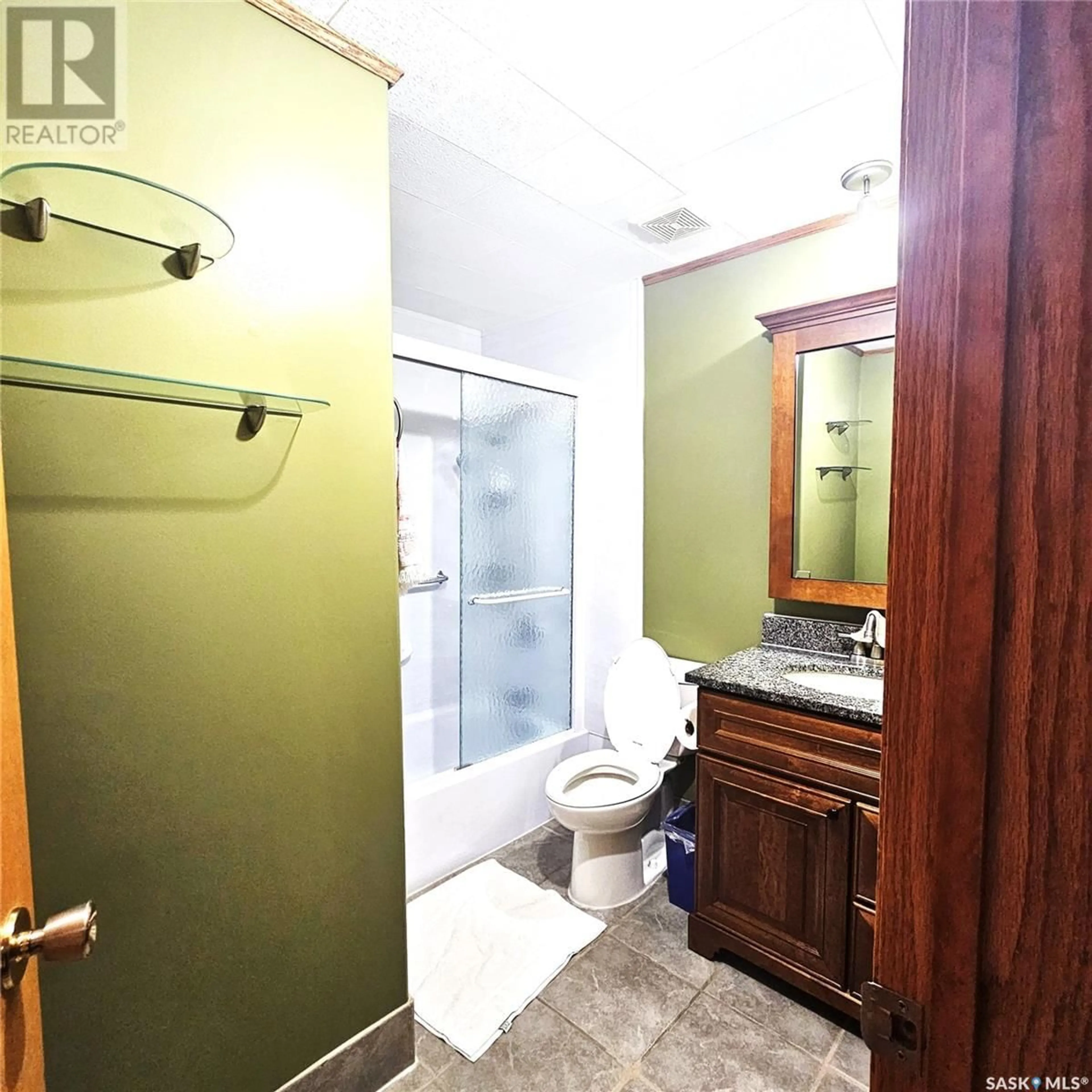 Unknown for 1419 E AVENUE N, Saskatoon Saskatchewan S7L1T7