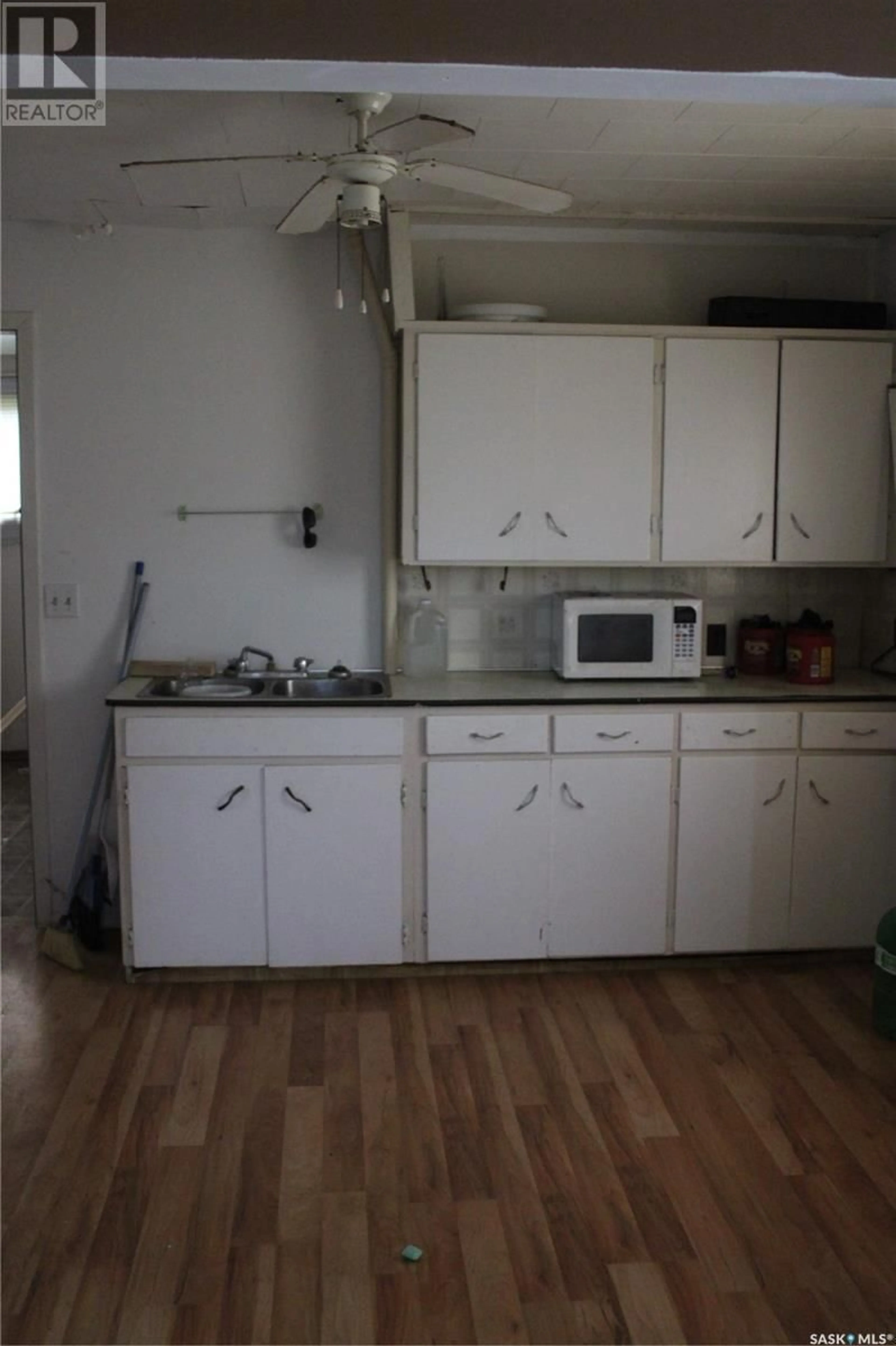 Standard kitchen, unknown for K B ACREAGE, Kellross Rm No. 247 Saskatchewan S0A1V0