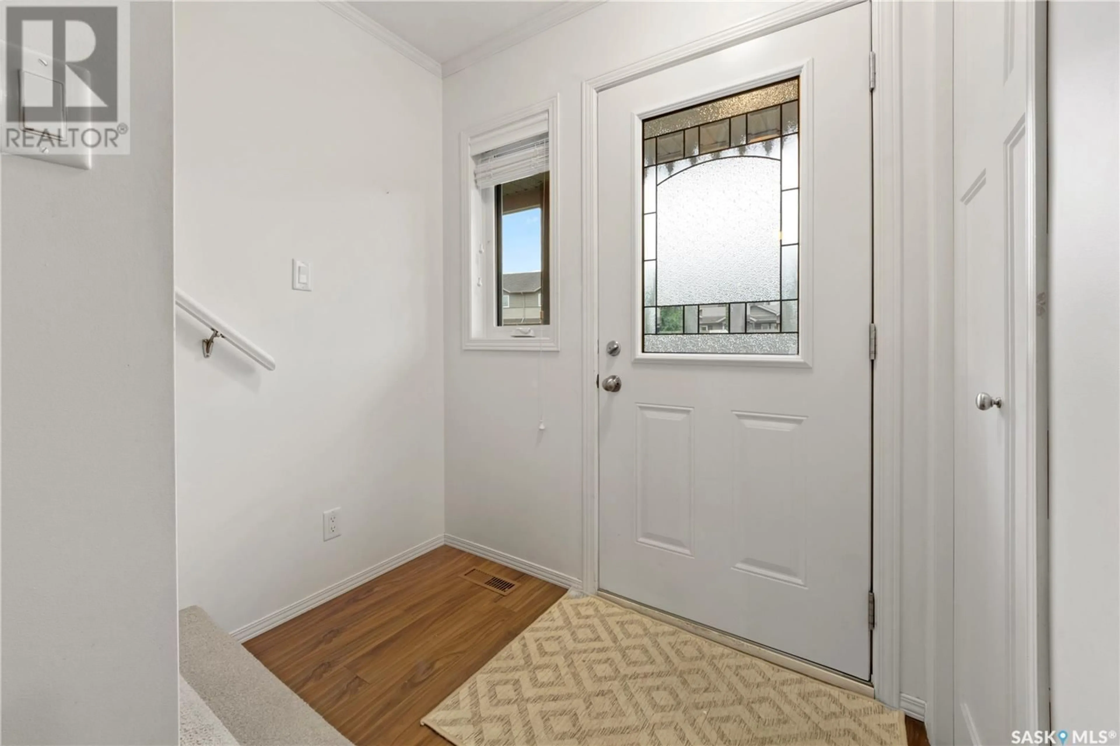 Indoor entryway for 115 - 108 DALGLEISH LINK, Saskatoon Saskatchewan S7W0N5