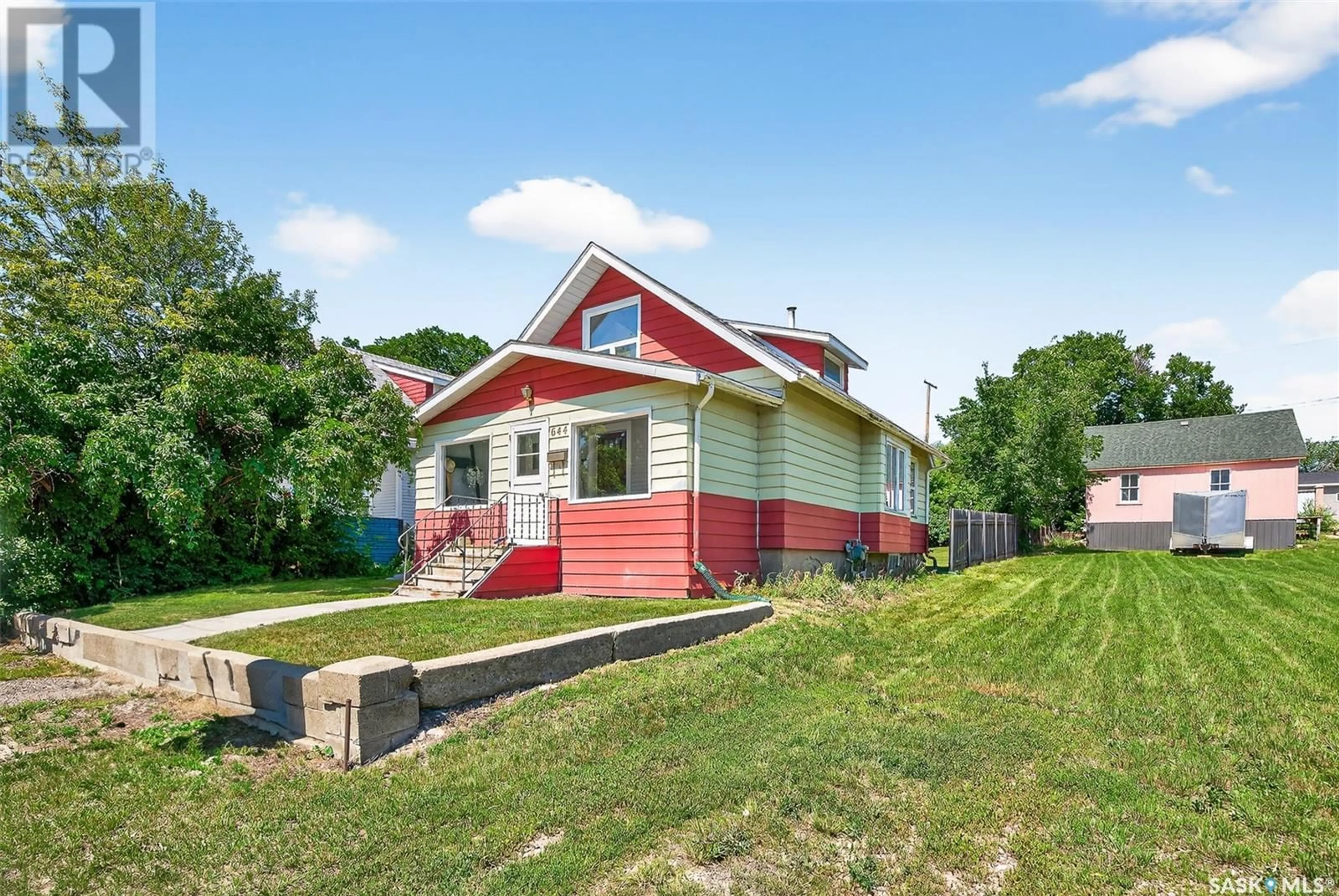 Unknown for 644 HOCHELAGA STREET, Moose Jaw Saskatchewan S6H2H4