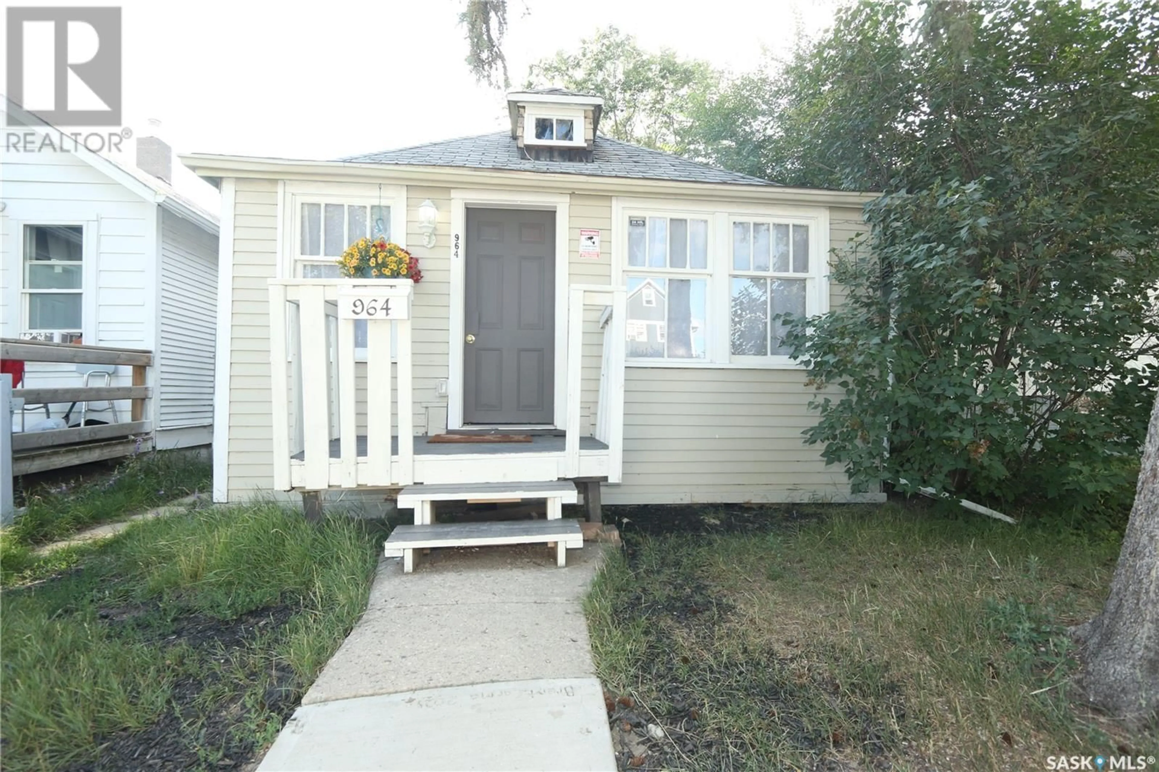 Unknown for 964 RETALLACK STREET, Regina Saskatchewan S4T2H1