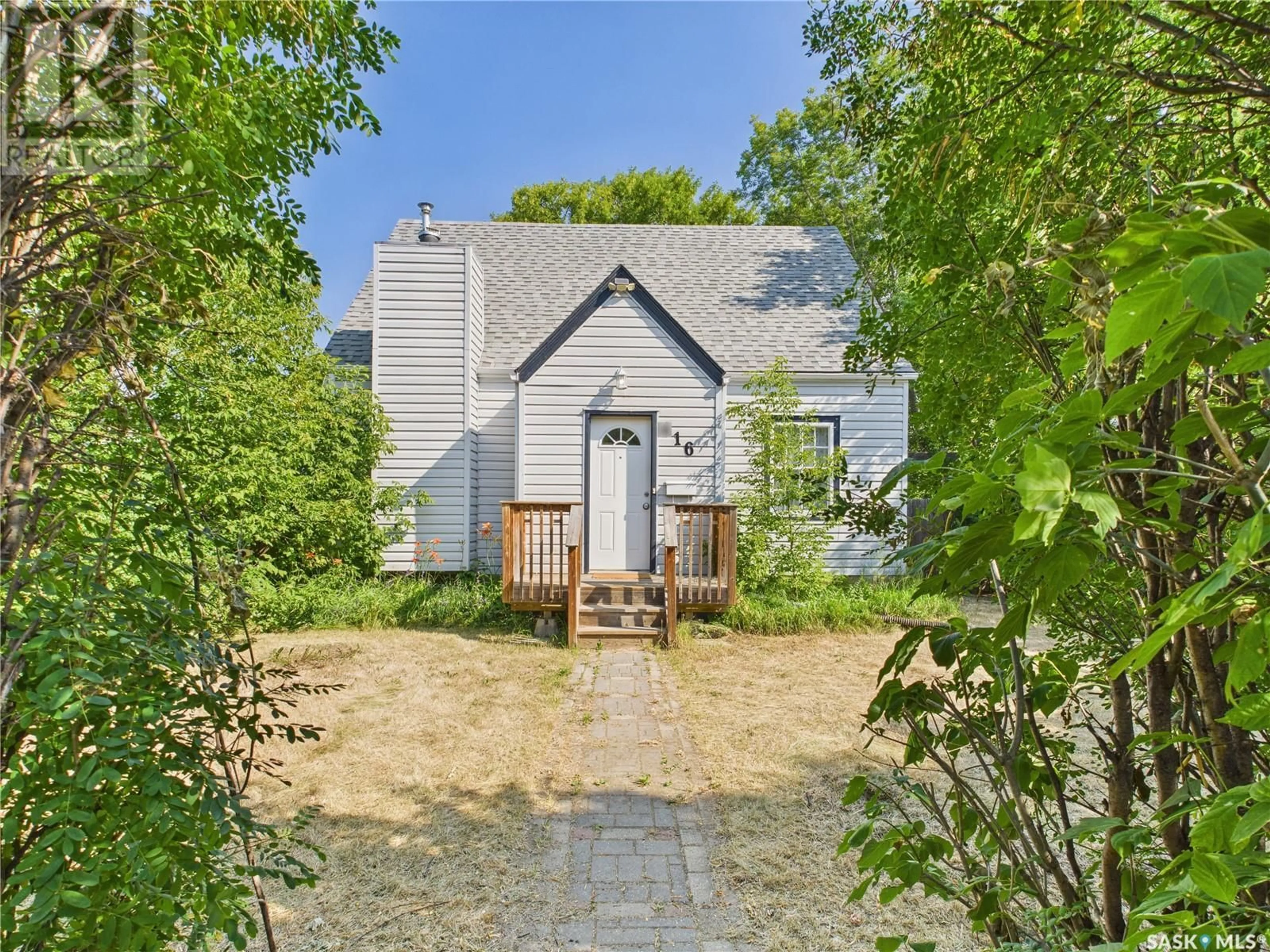 A pic from outside/outdoor area/front of a property/back of a property/a pic from drone, street for 416 13TH STREET, Prince Albert Saskatchewan S6V3G5