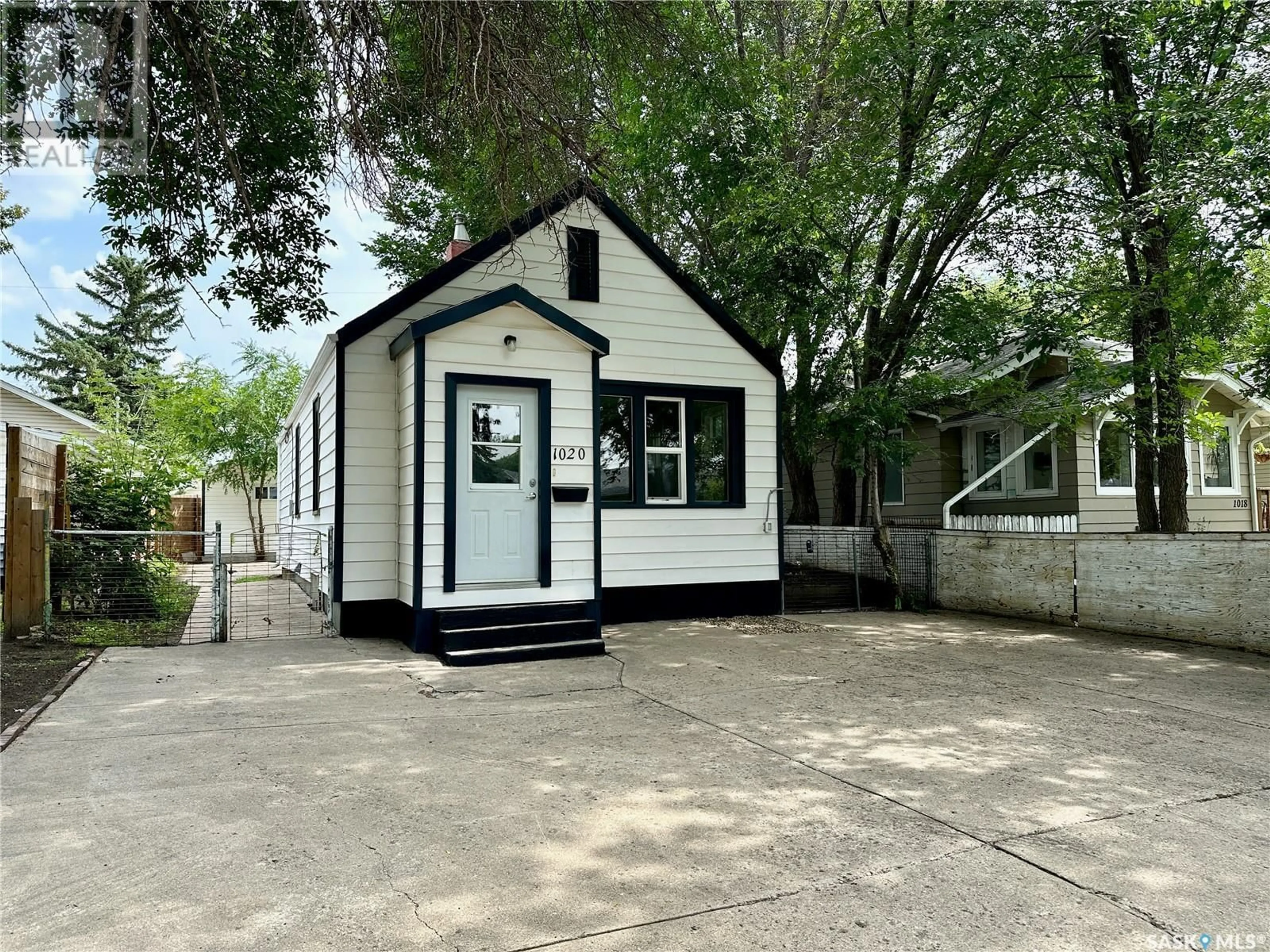 Shed for 1020 K AVENUE, Saskatoon Saskatchewan S7L2N6