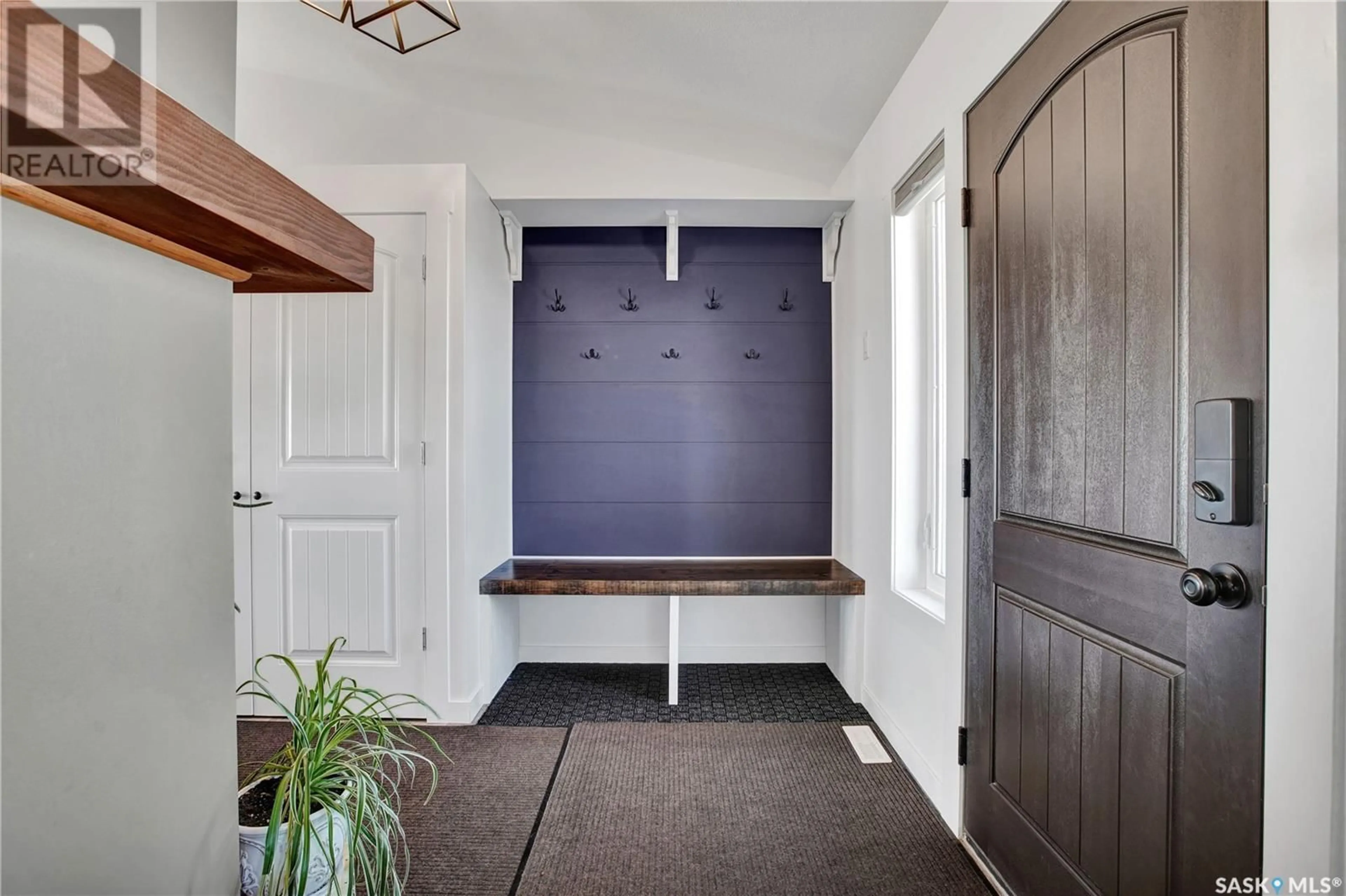 Indoor entryway for RIST ACREAGE, Corman Park Rm No. 344 Saskatchewan S7K3J8