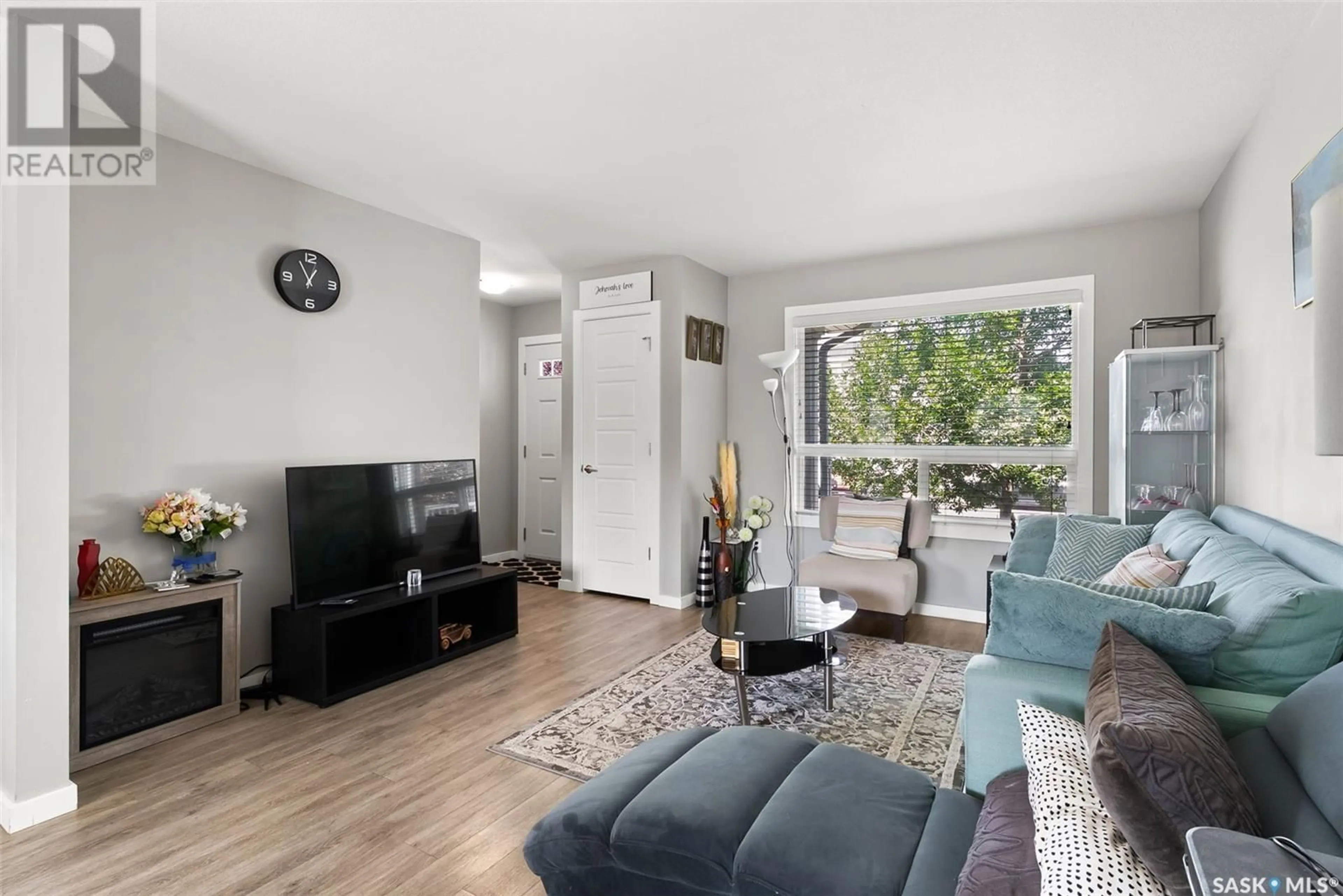 Living room with furniture, unknown for 4621 PRIMROSE GREEN DRIVE, Regina Saskatchewan S4V3K4
