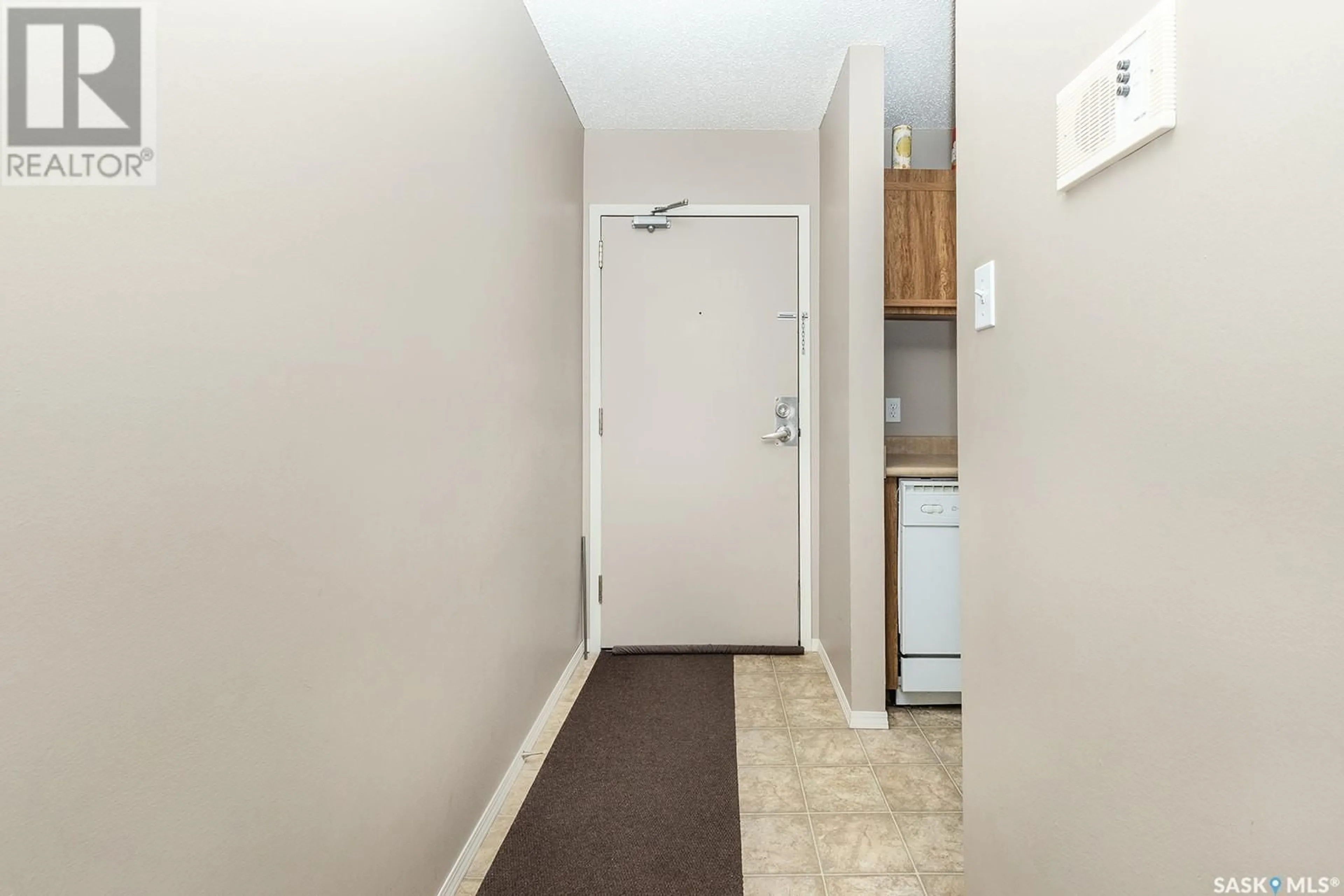 Unknown for 111 - 310 WEDGE ROAD, Saskatoon Saskatchewan S7L6S8