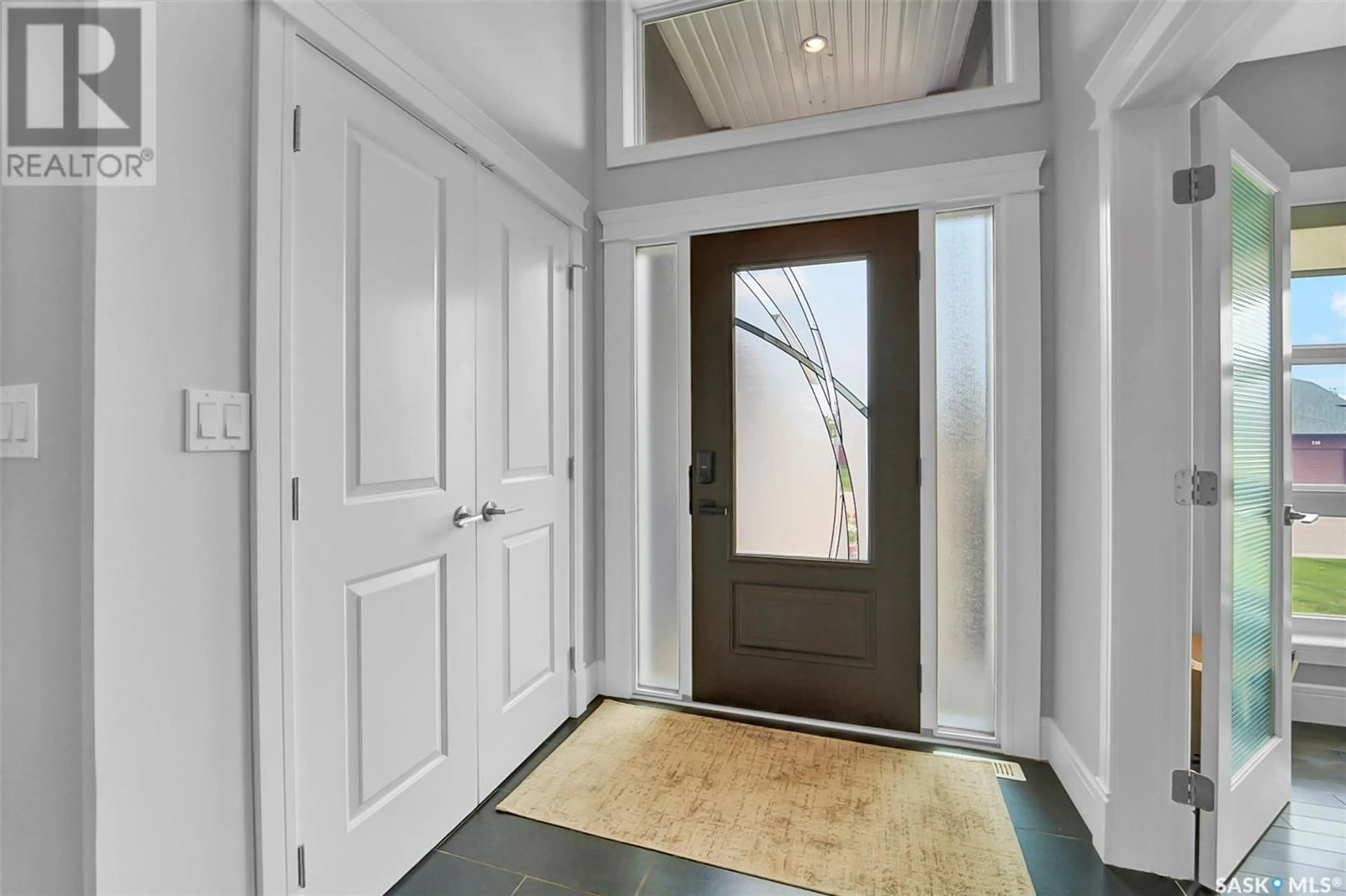 Indoor entryway for 737 GOWAN ROAD, Warman Saskatchewan S0K4S2
