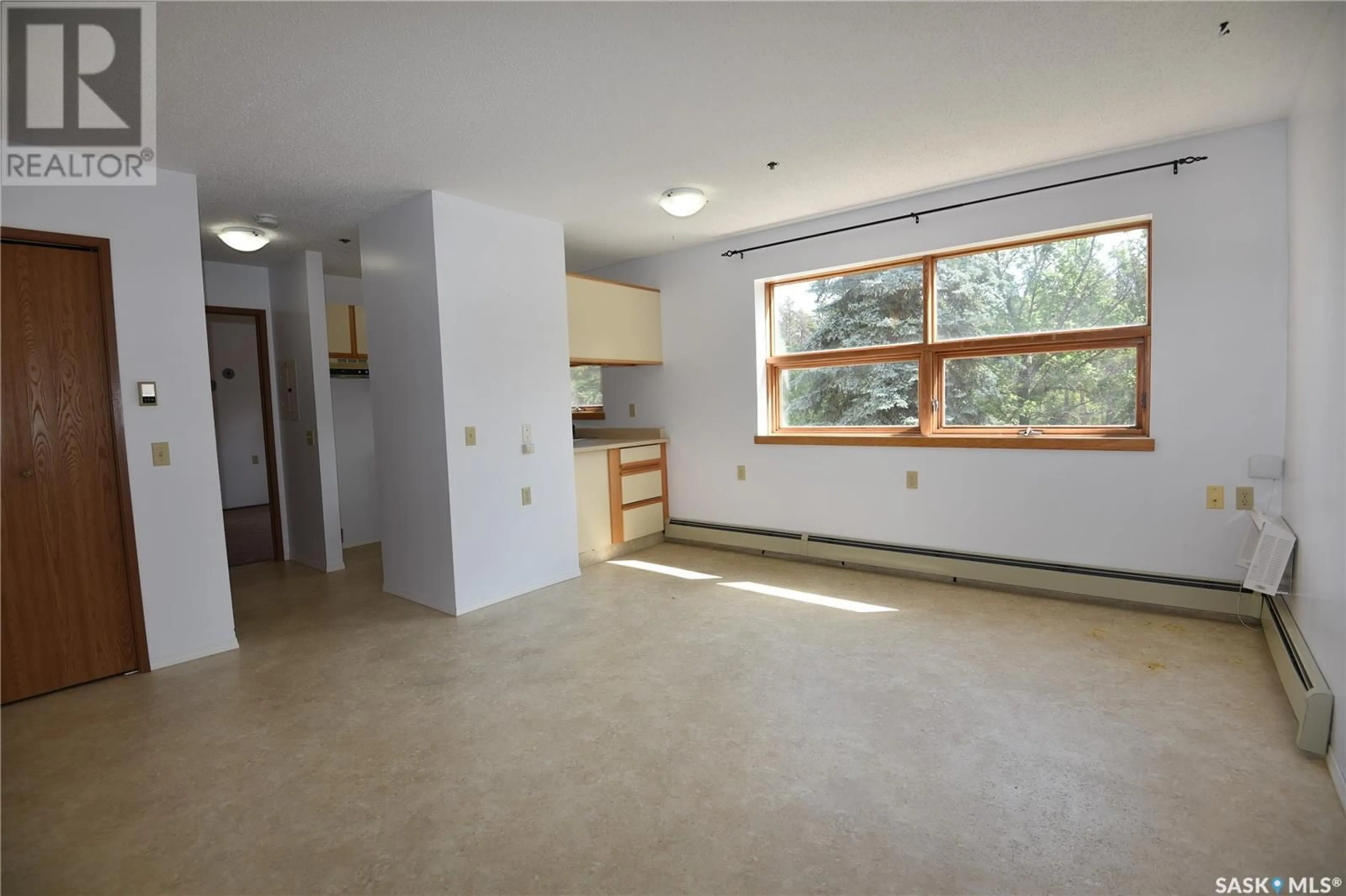A pic of a room for 207 102 MANOR DRIVE, Nipawin Saskatchewan S0E1E0