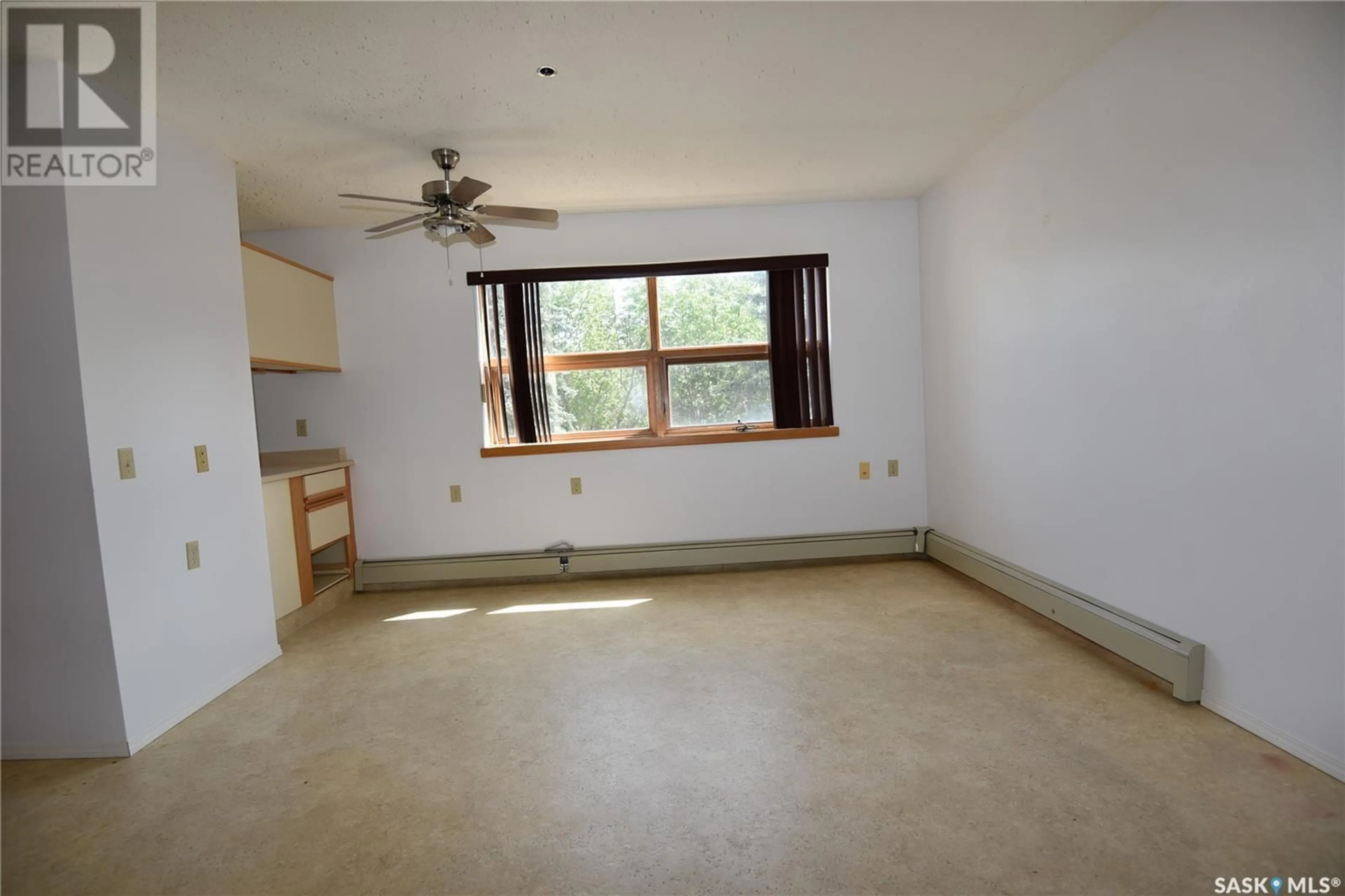 A pic of a room for 102 - 307 MANOR DRIVE, Nipawin Saskatchewan S0E1E0