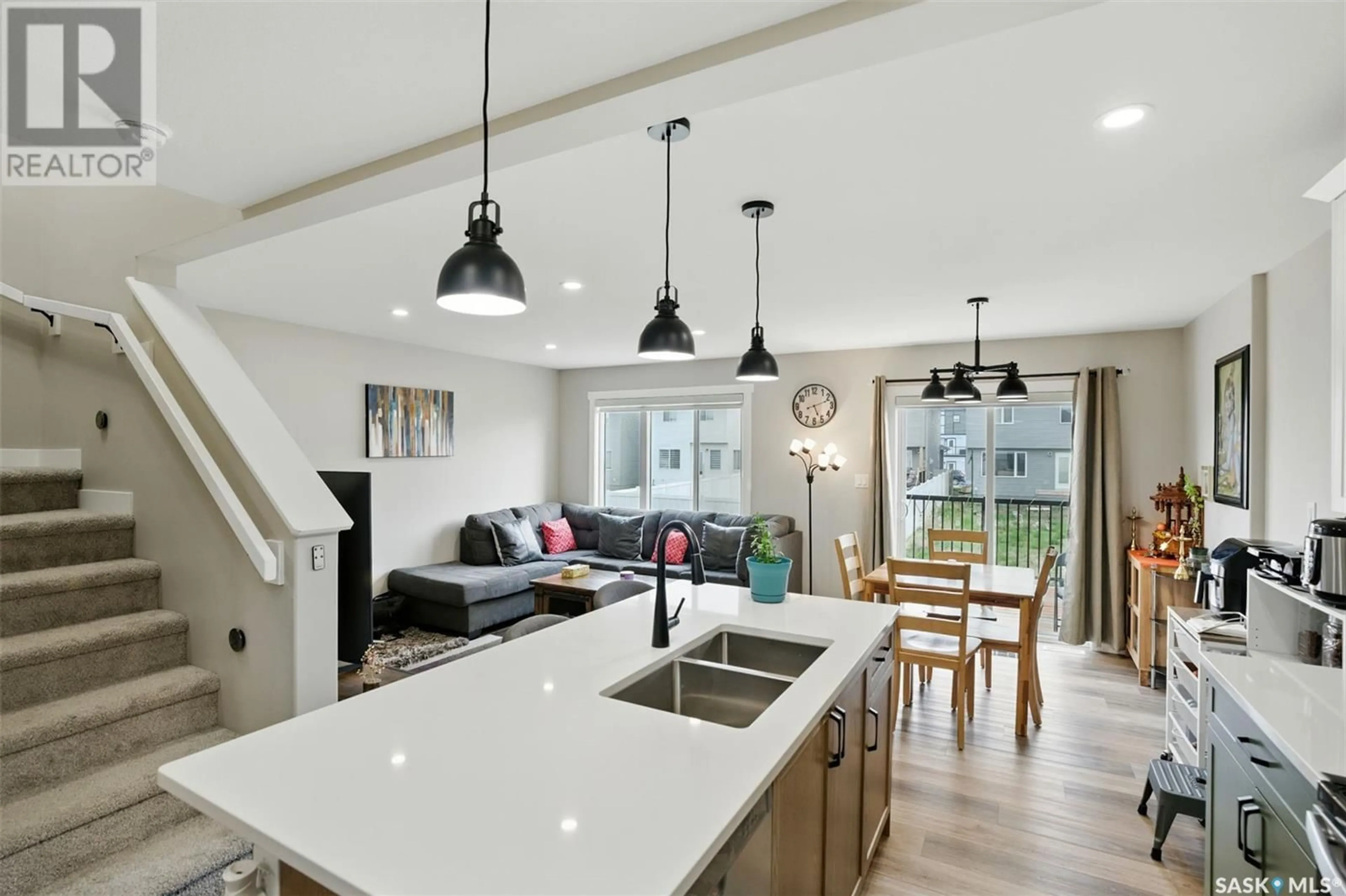 Open concept kitchen, unknown for 436 MYLES HEIDT MANOR, Saskatoon Saskatchewan S7W1H9