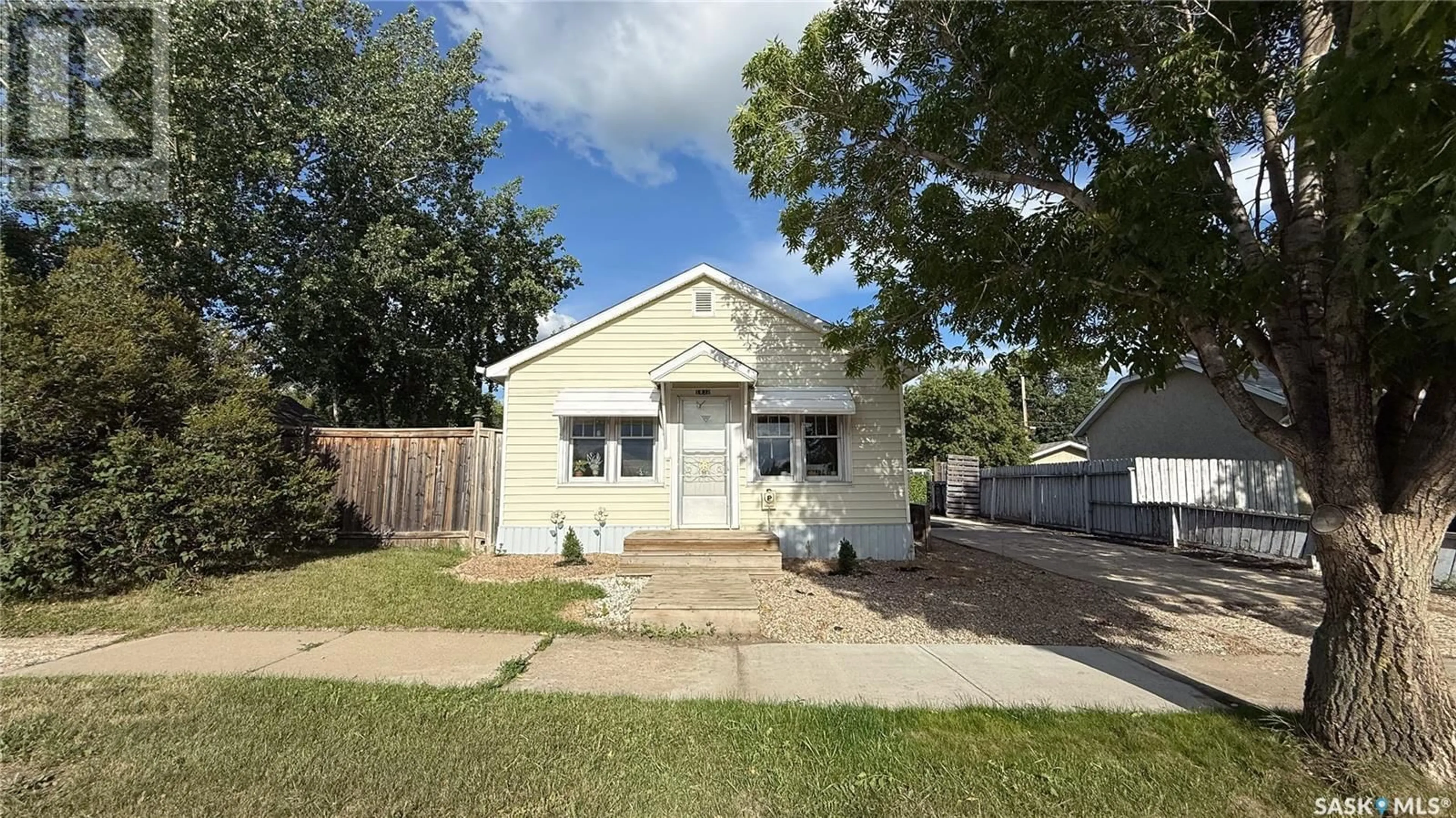 Unknown for 1832 101ST STREET, North Battleford Saskatchewan S9A1B1